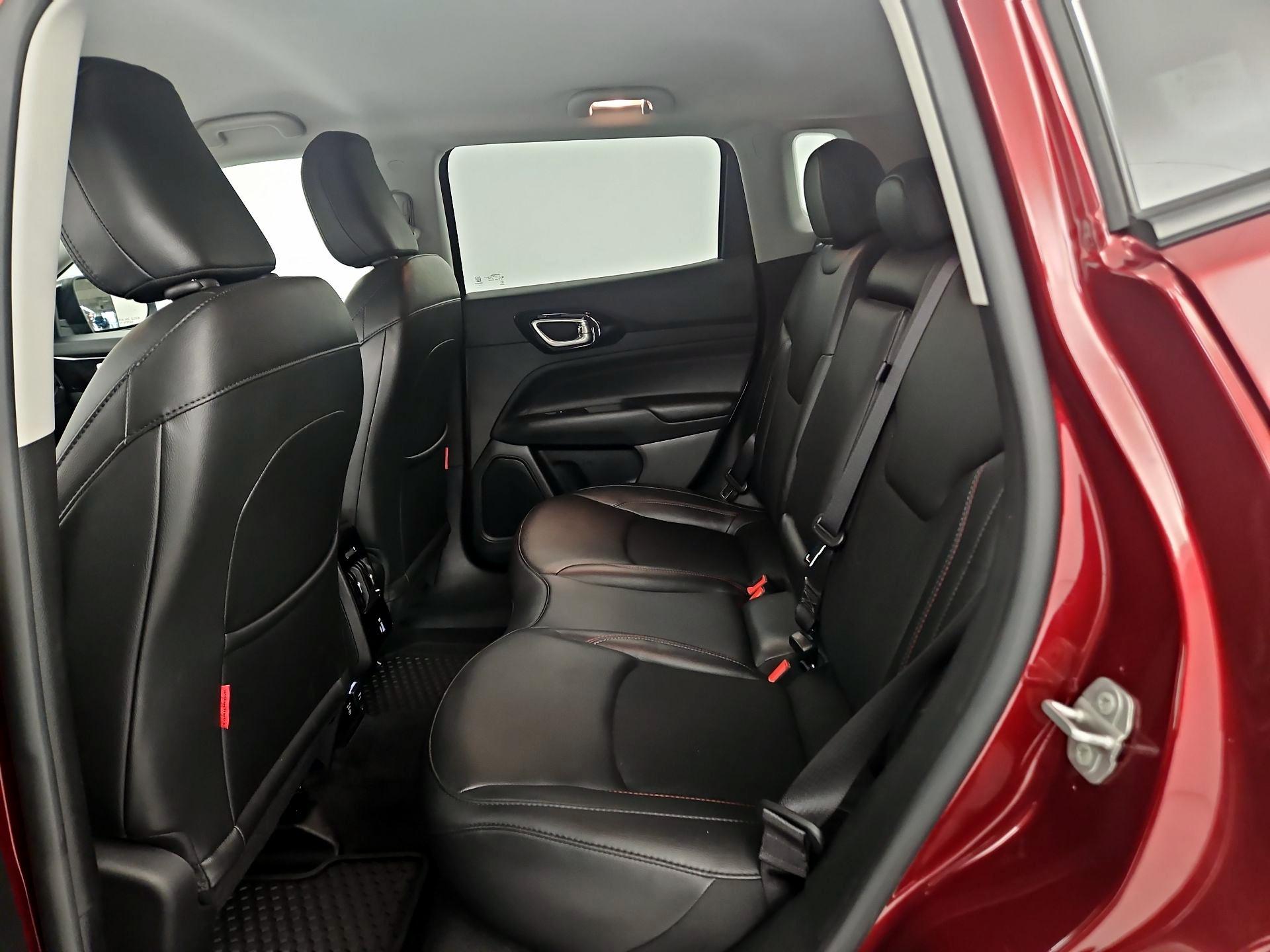 Thumbnail: 2022 Jeep Compass - 17