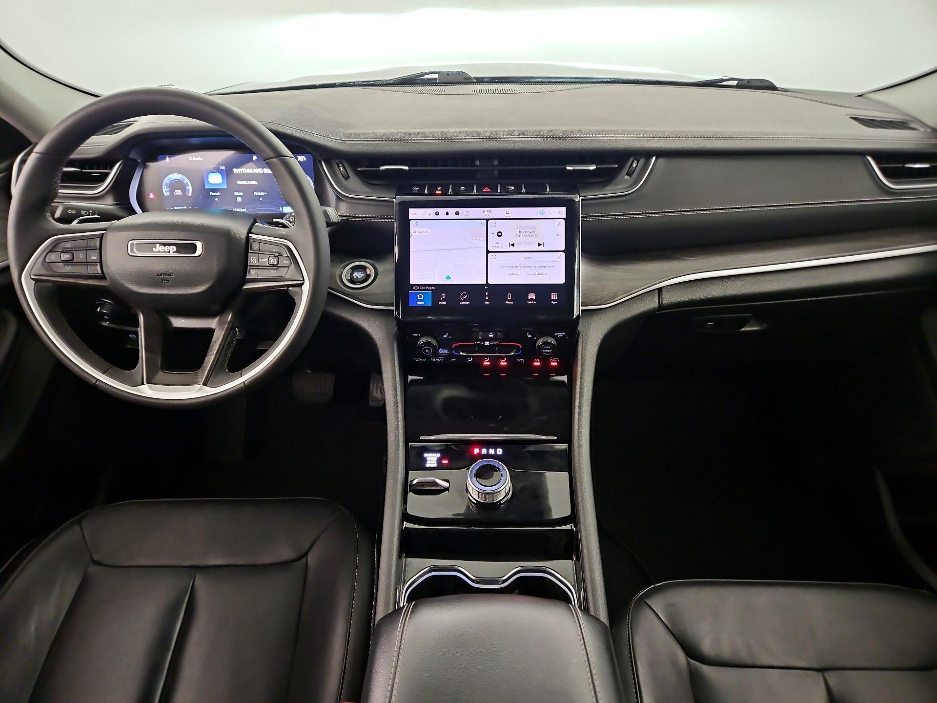 Thumbnail: 2023 Jeep Grand Cherokee L - 8