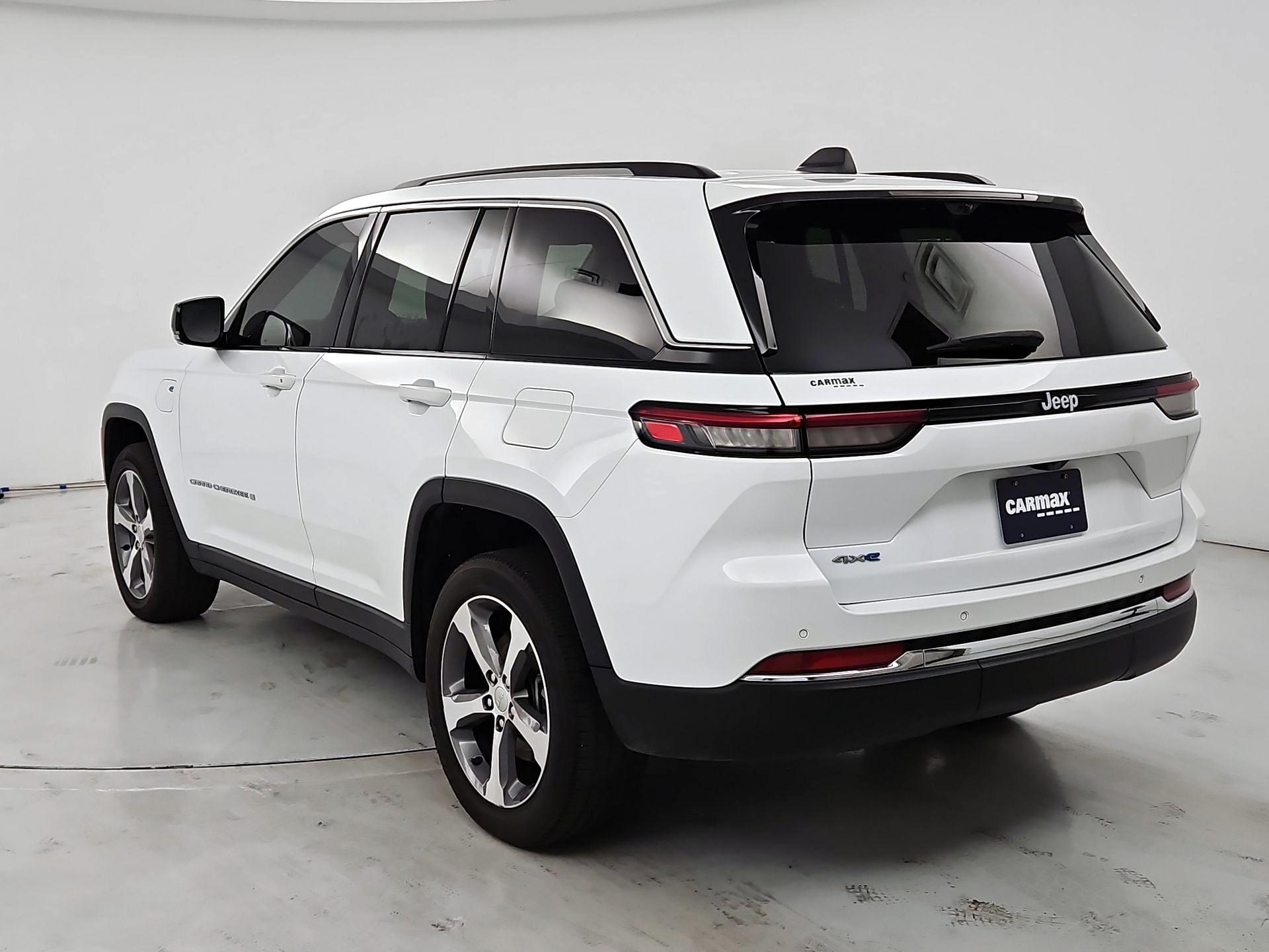 Thumbnail: 2023 Jeep Grand Cherokee - 7
