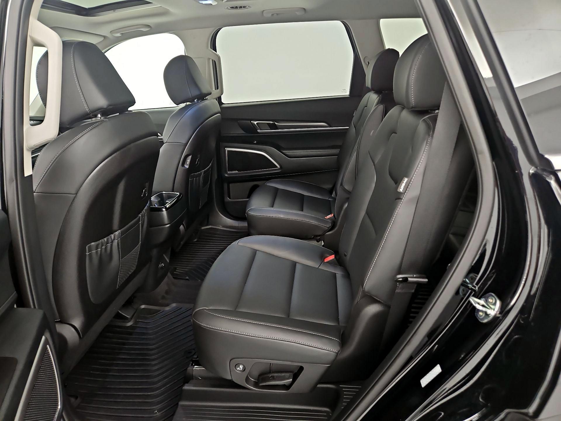 Thumbnail: 2025 Kia Telluride - 19