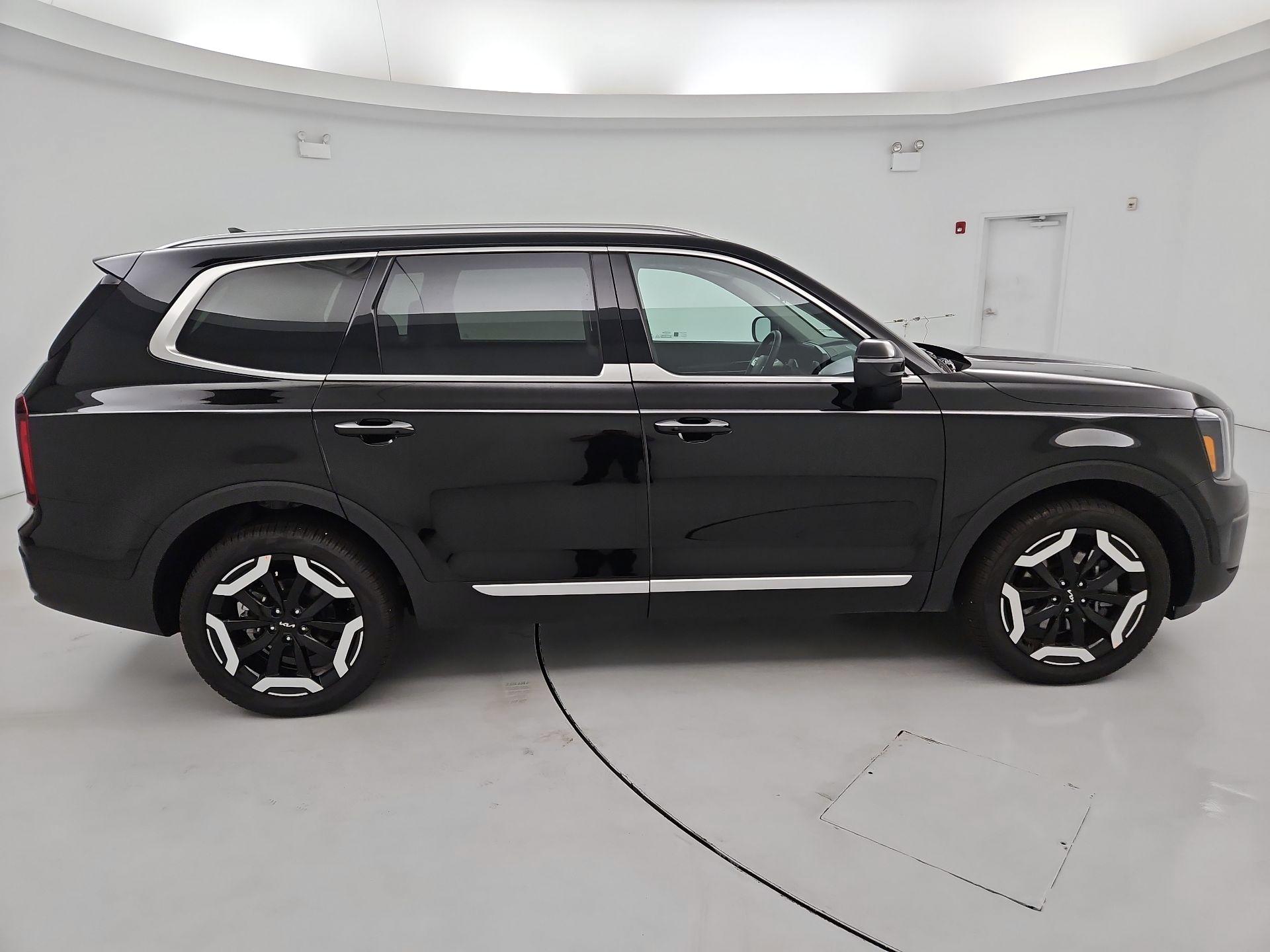 Thumbnail: 2025 Kia Telluride - 4