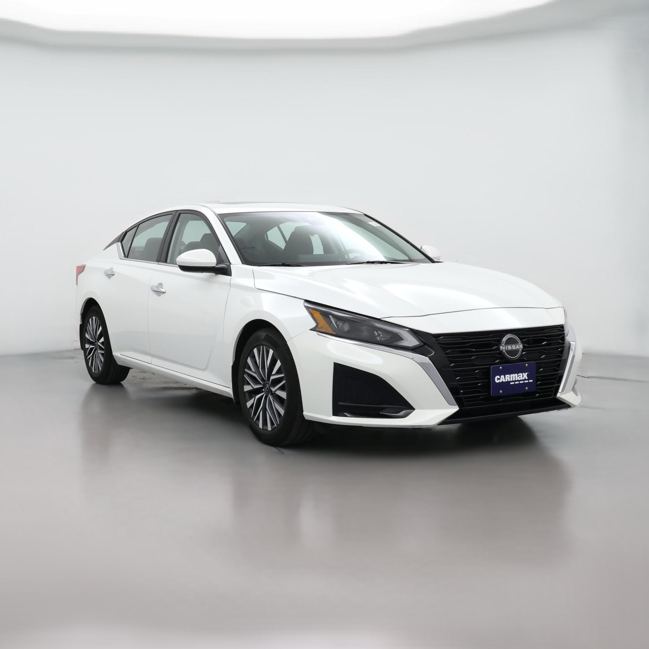 Thumbnail: 2023 Nissan Altima - 1