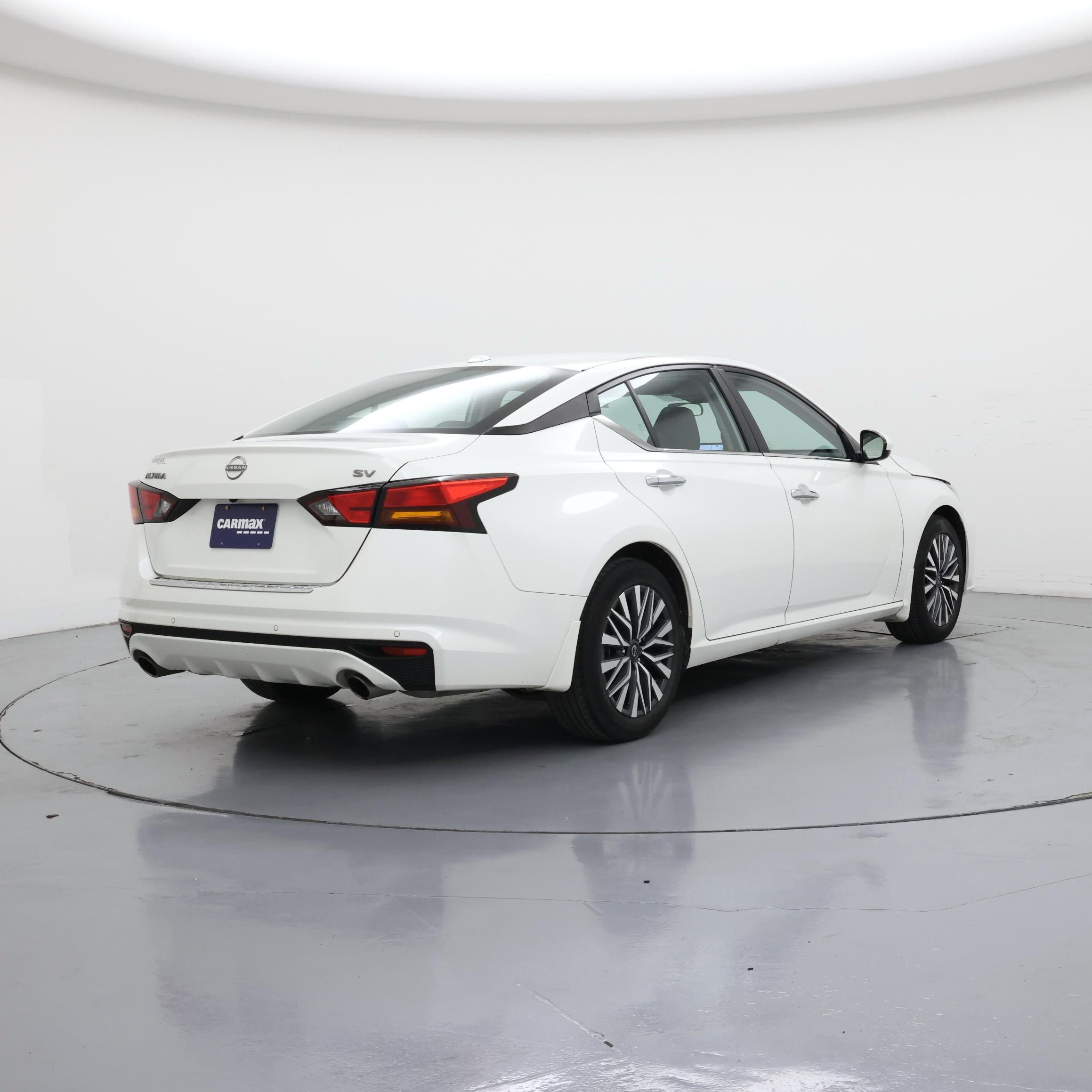 Thumbnail: 2023 Nissan Altima - 8
