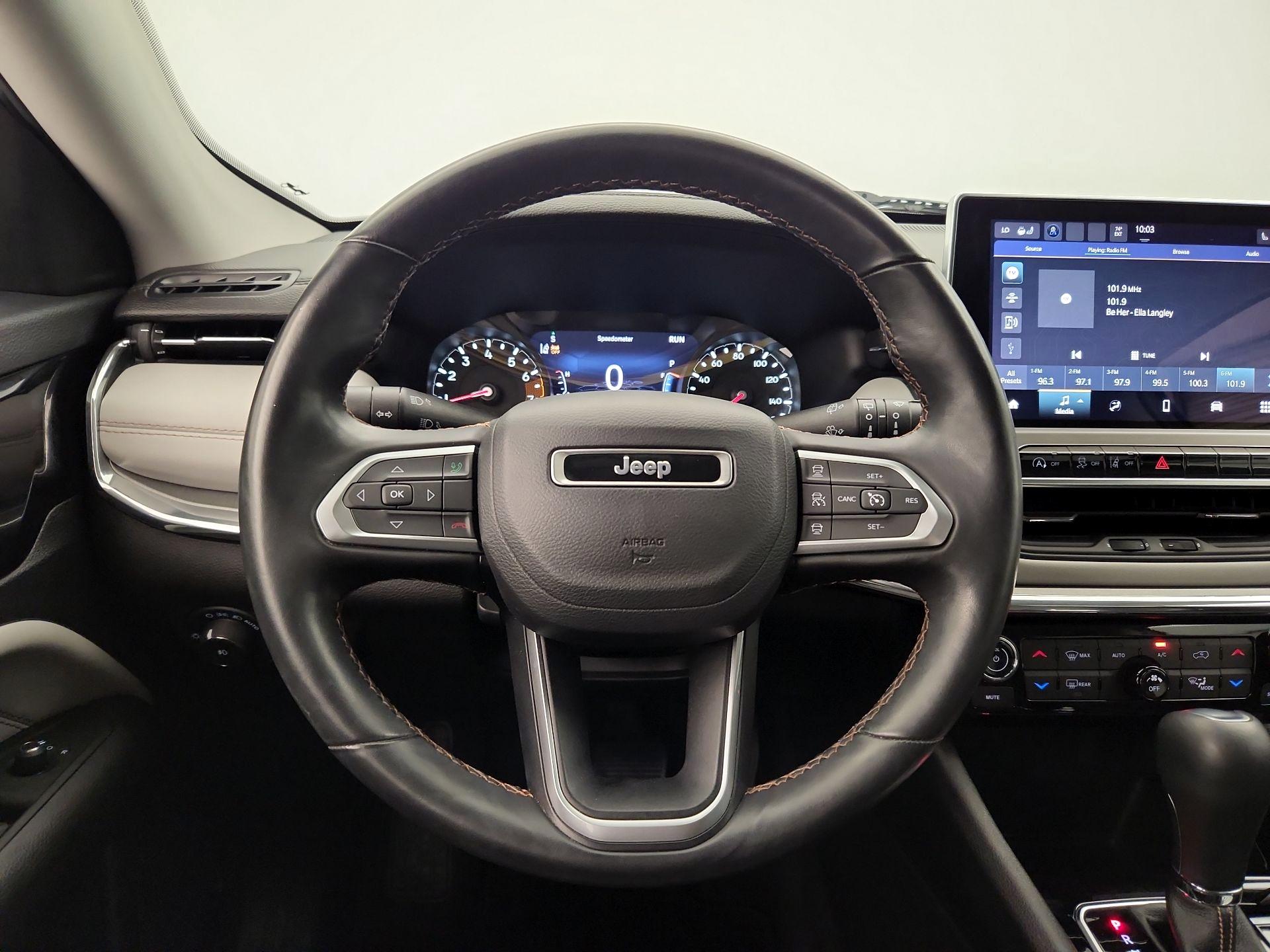 Thumbnail: 2022 Jeep Compass - 10
