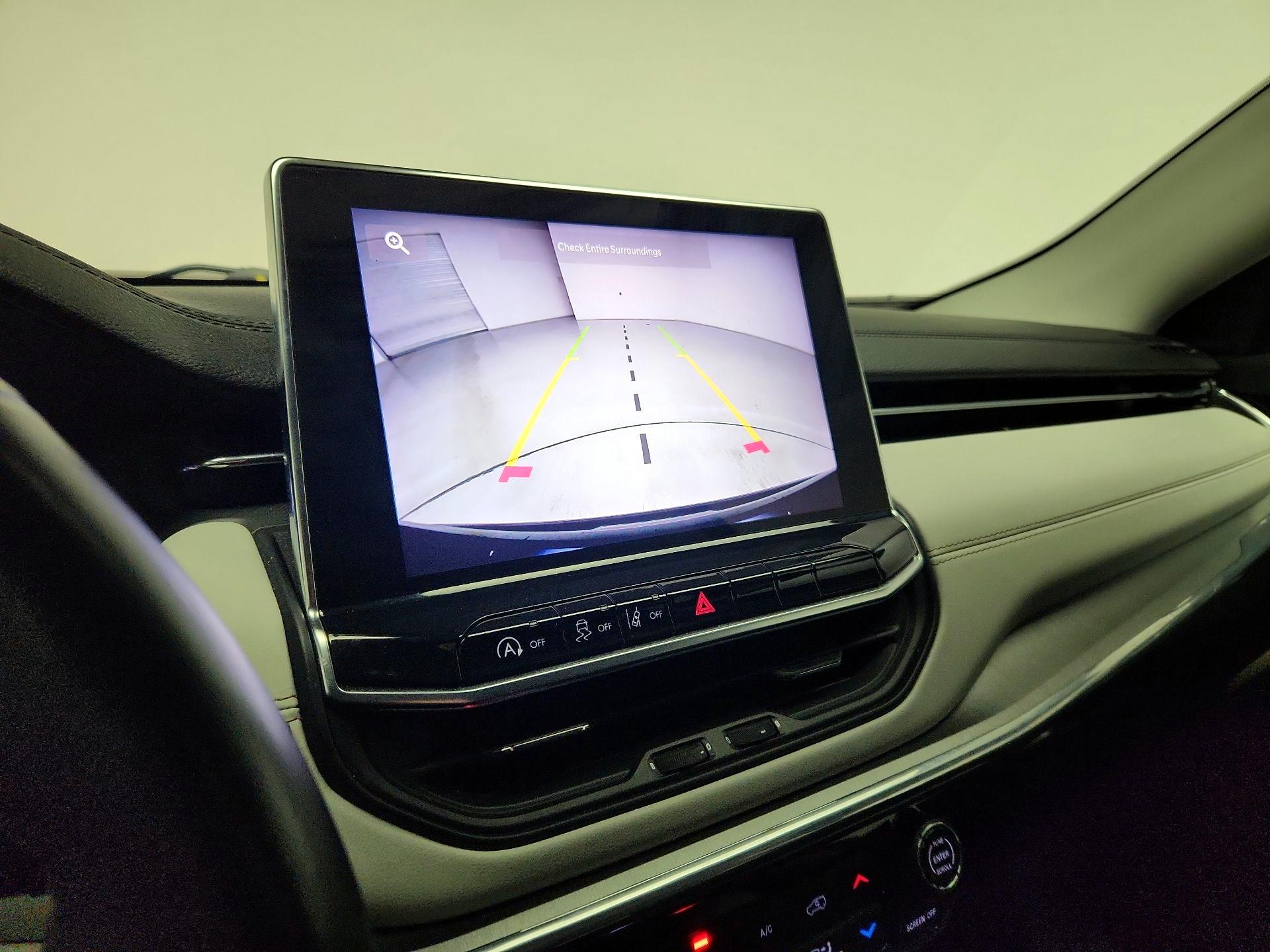 Thumbnail: 2022 Jeep Compass - 14