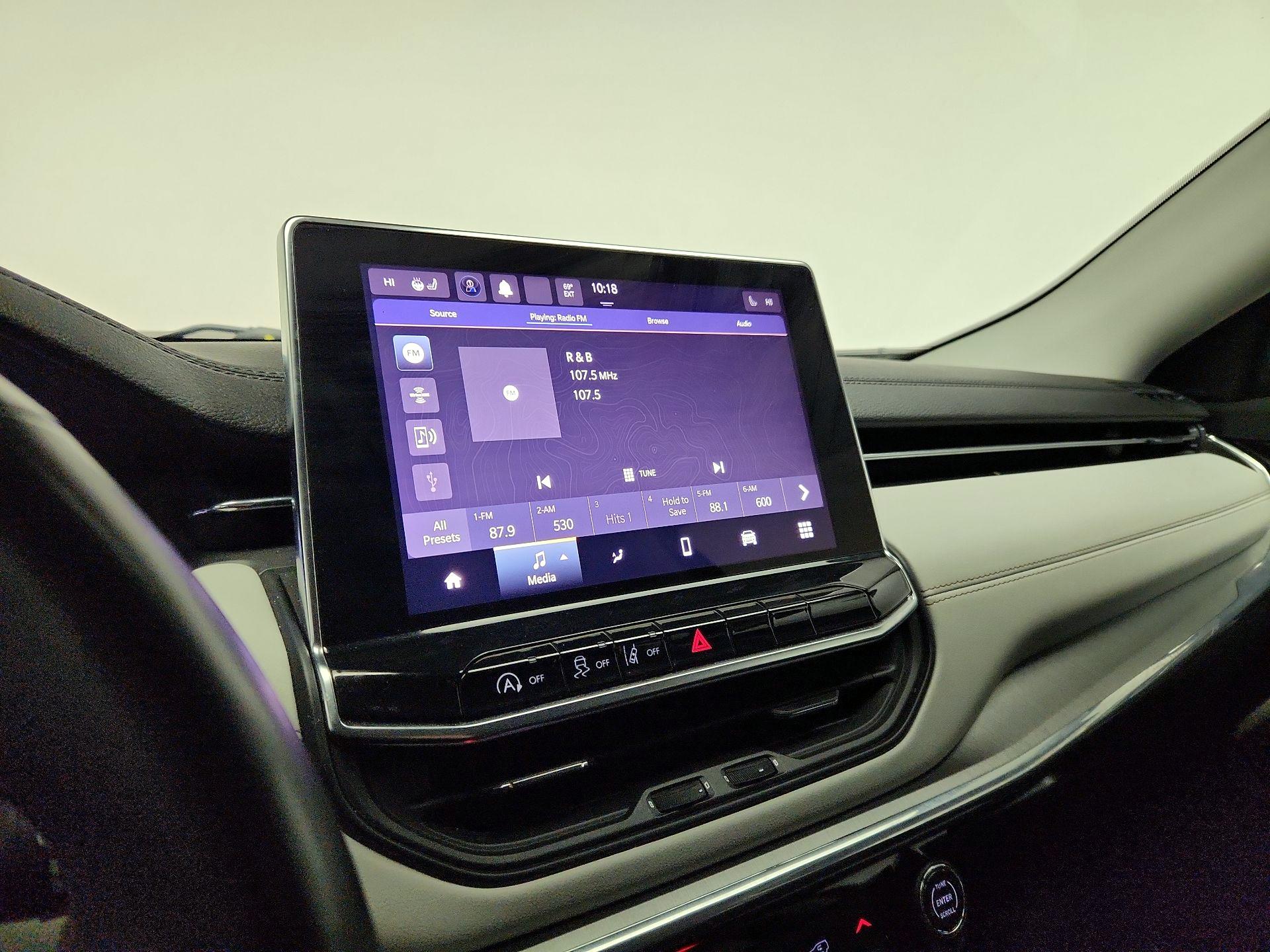 Thumbnail: 2022 Jeep Compass - 15