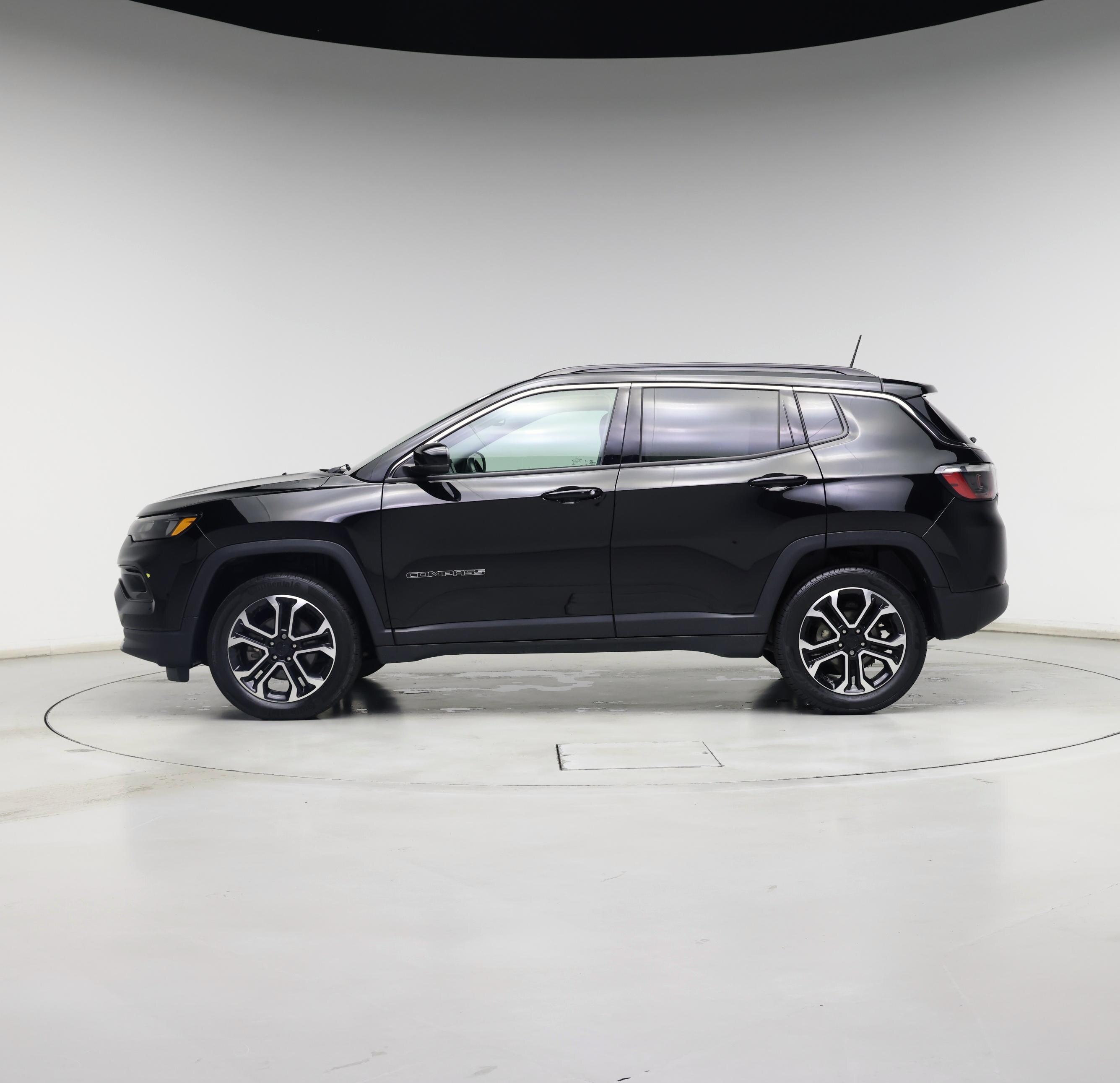 Thumbnail: 2022 Jeep Compass - 3