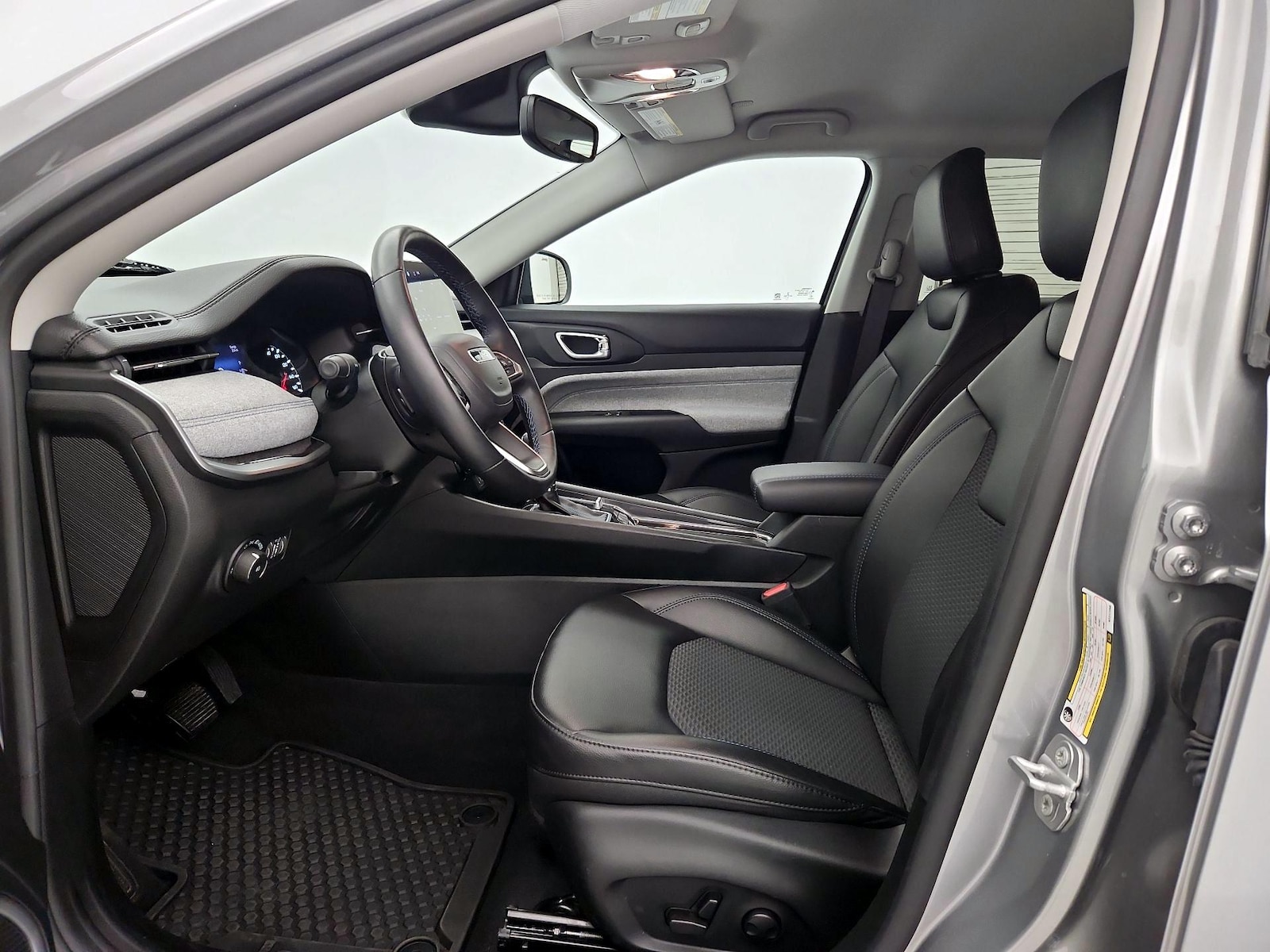 2022 Jeep Compass Latitude - Photo 12