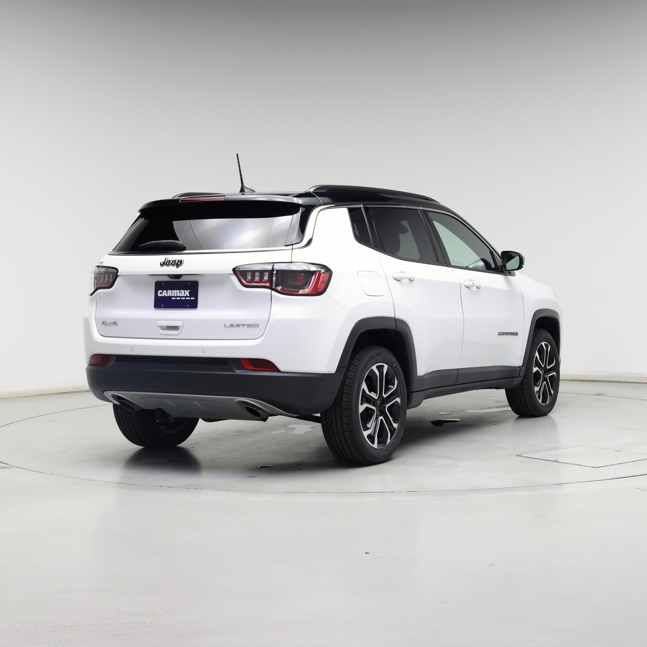 Thumbnail: 2023 Jeep Compass - 8