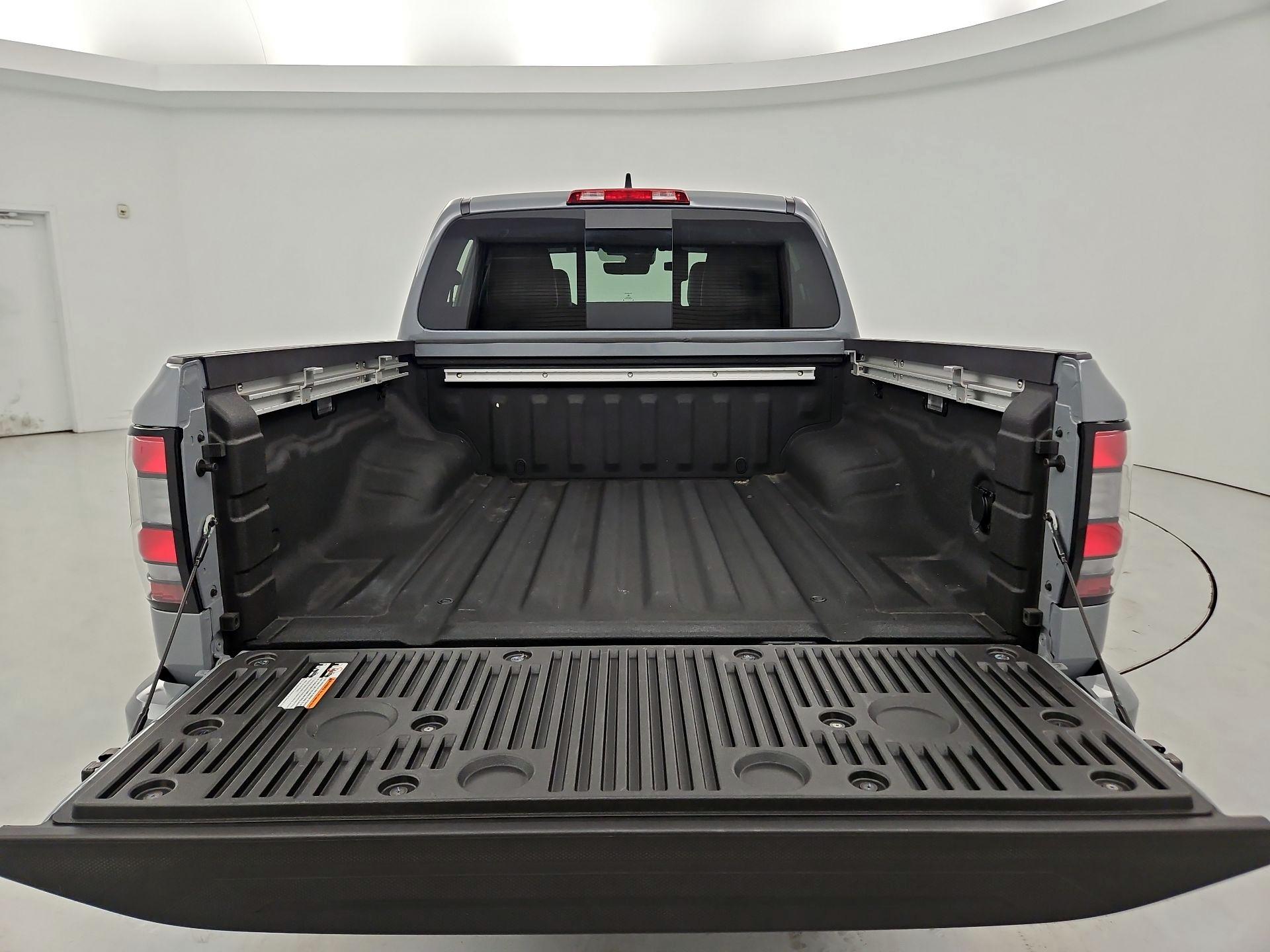 Thumbnail: 2025 Nissan Frontier - 20