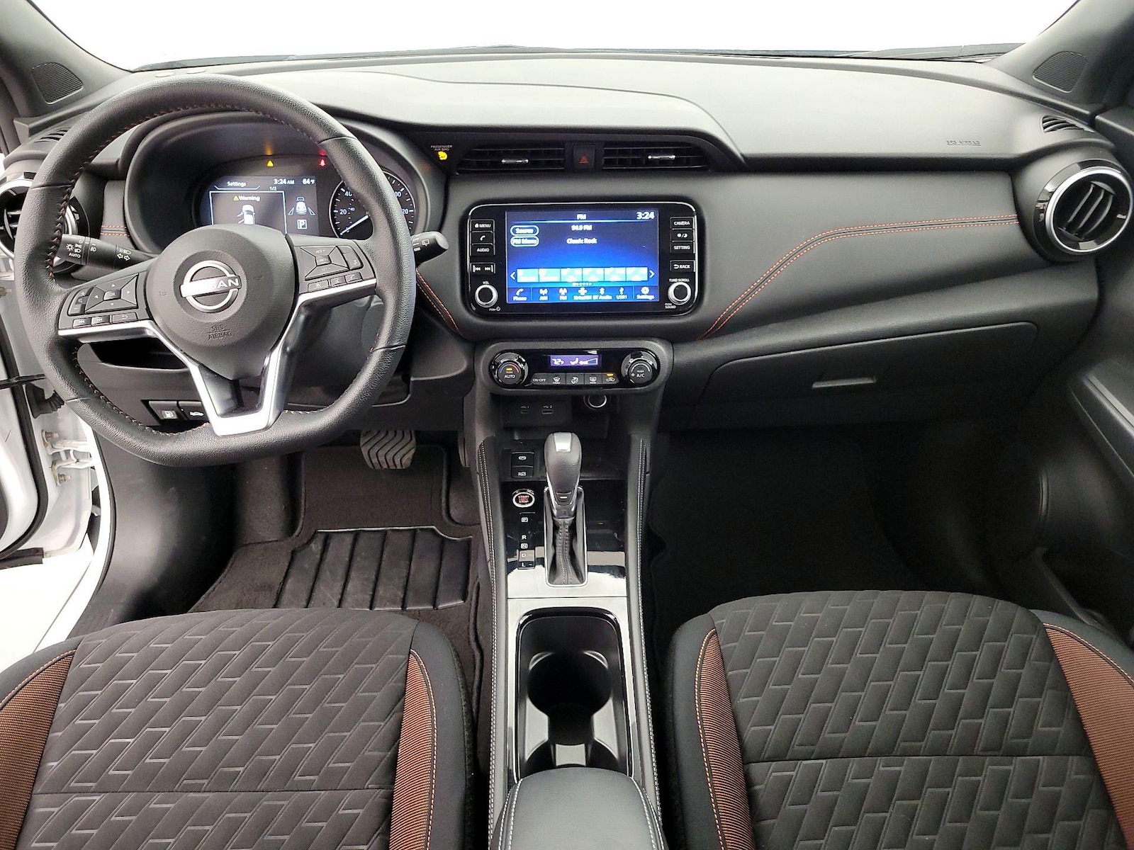 2023 Nissan Kicks SR - Photo 10