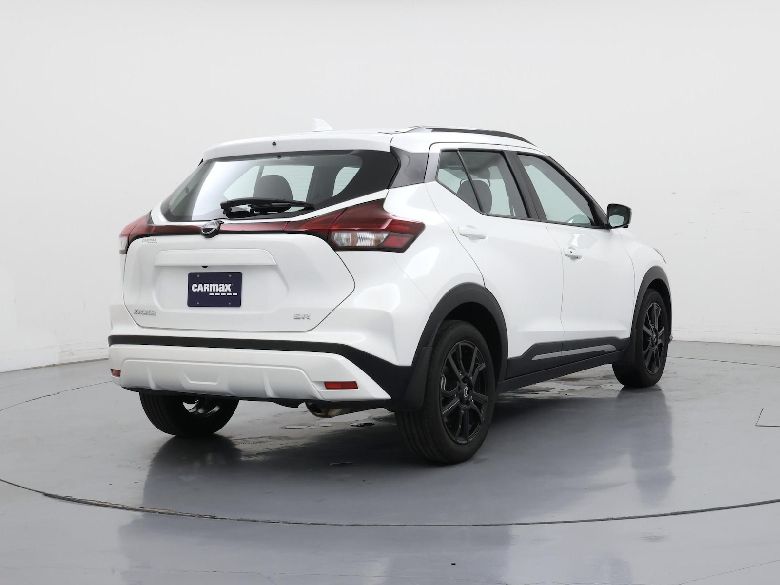 2023 Nissan Kicks SR - Photo 9