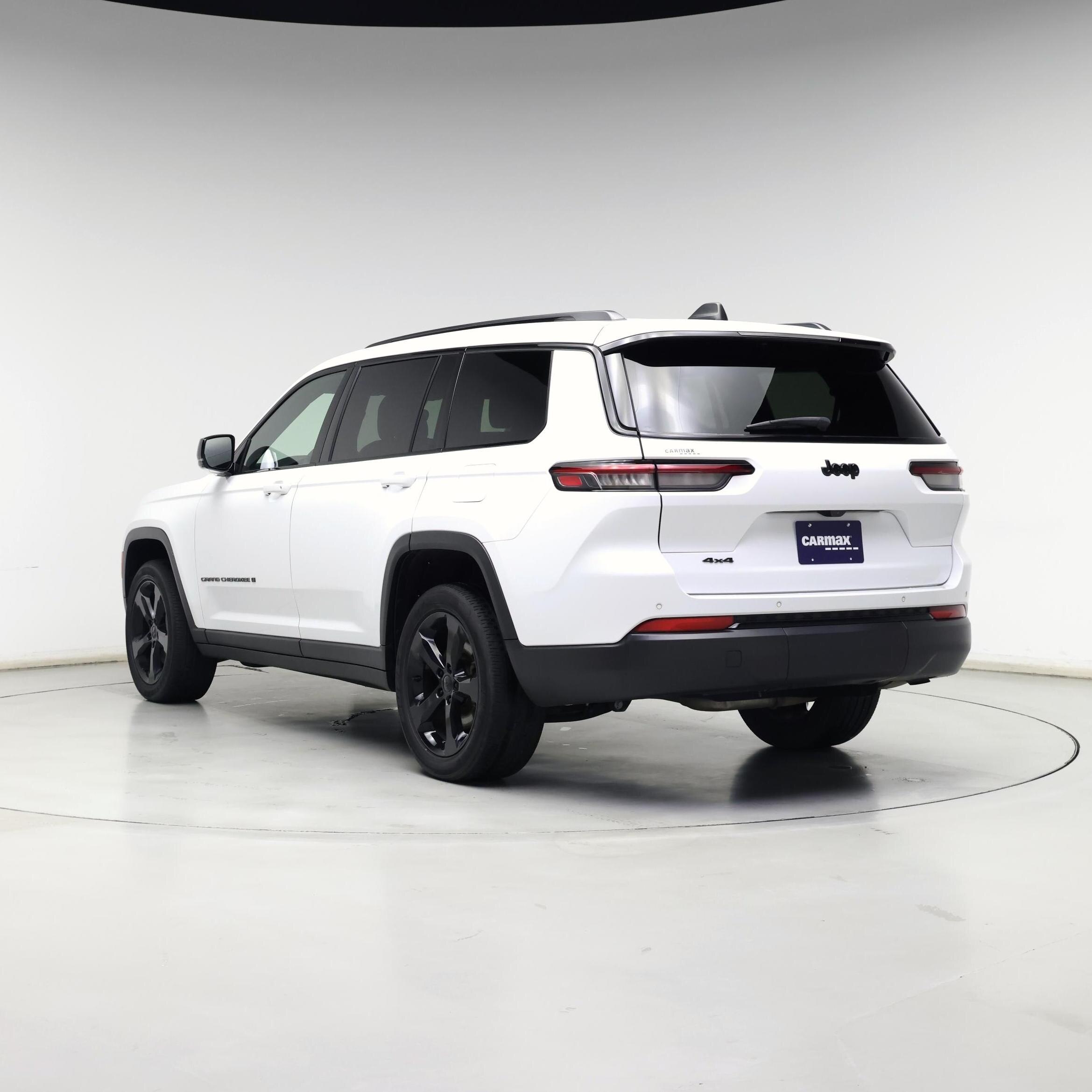 Thumbnail: 2023 Jeep Grand Cherokee L - 2
