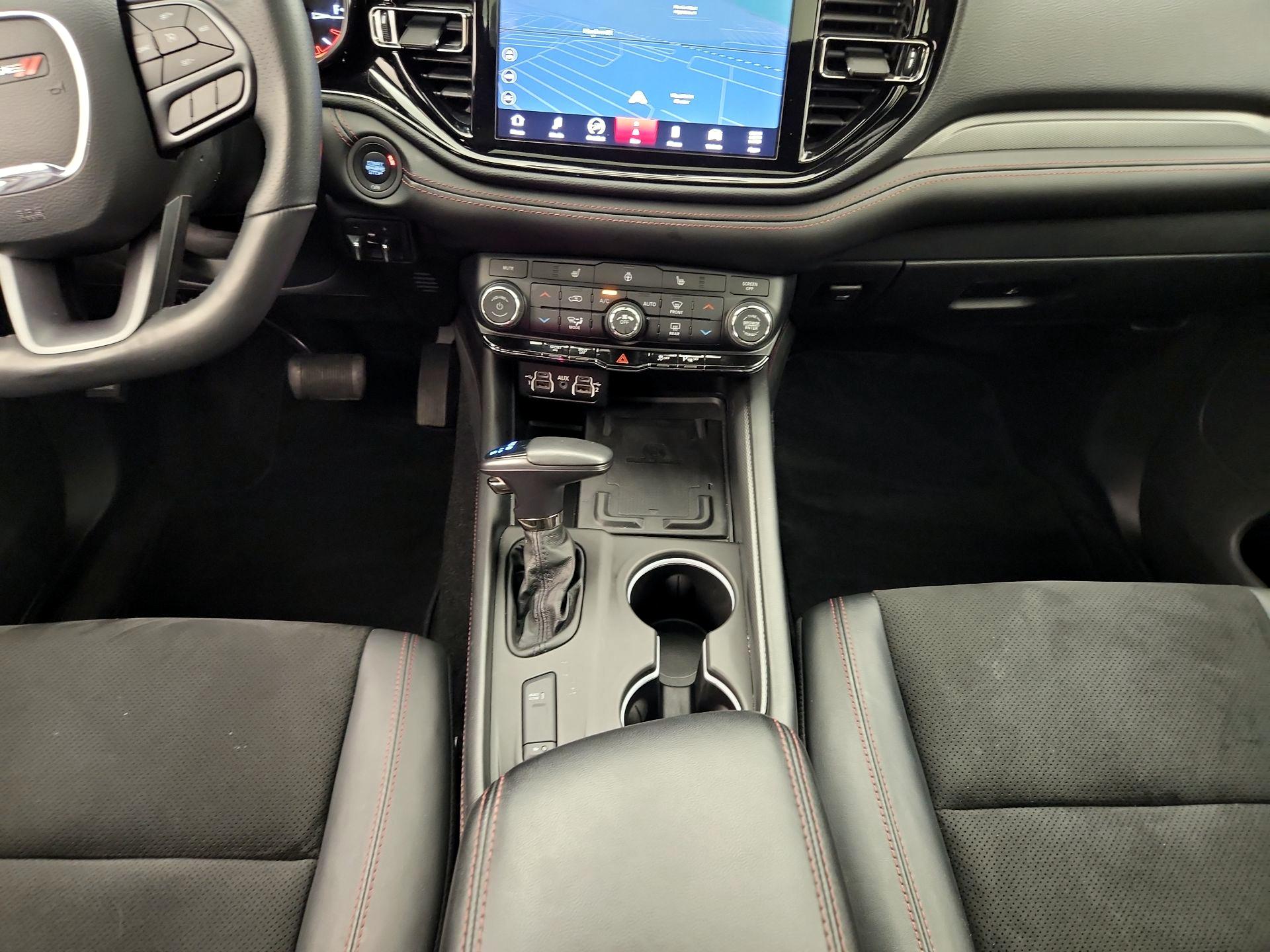 Thumbnail: 2022 Dodge Durango - 18