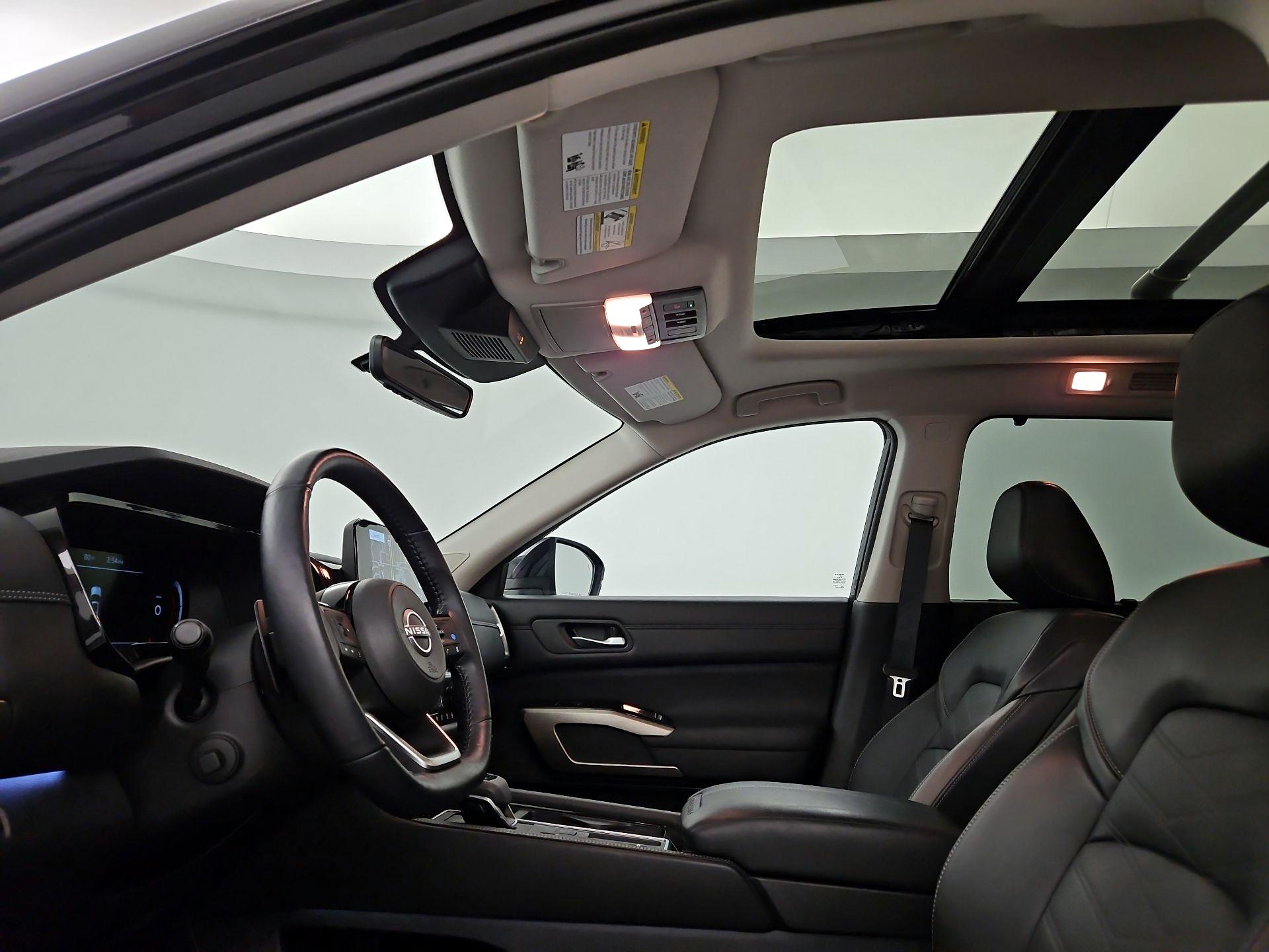 Thumbnail: 2024 Nissan Pathfinder - 18