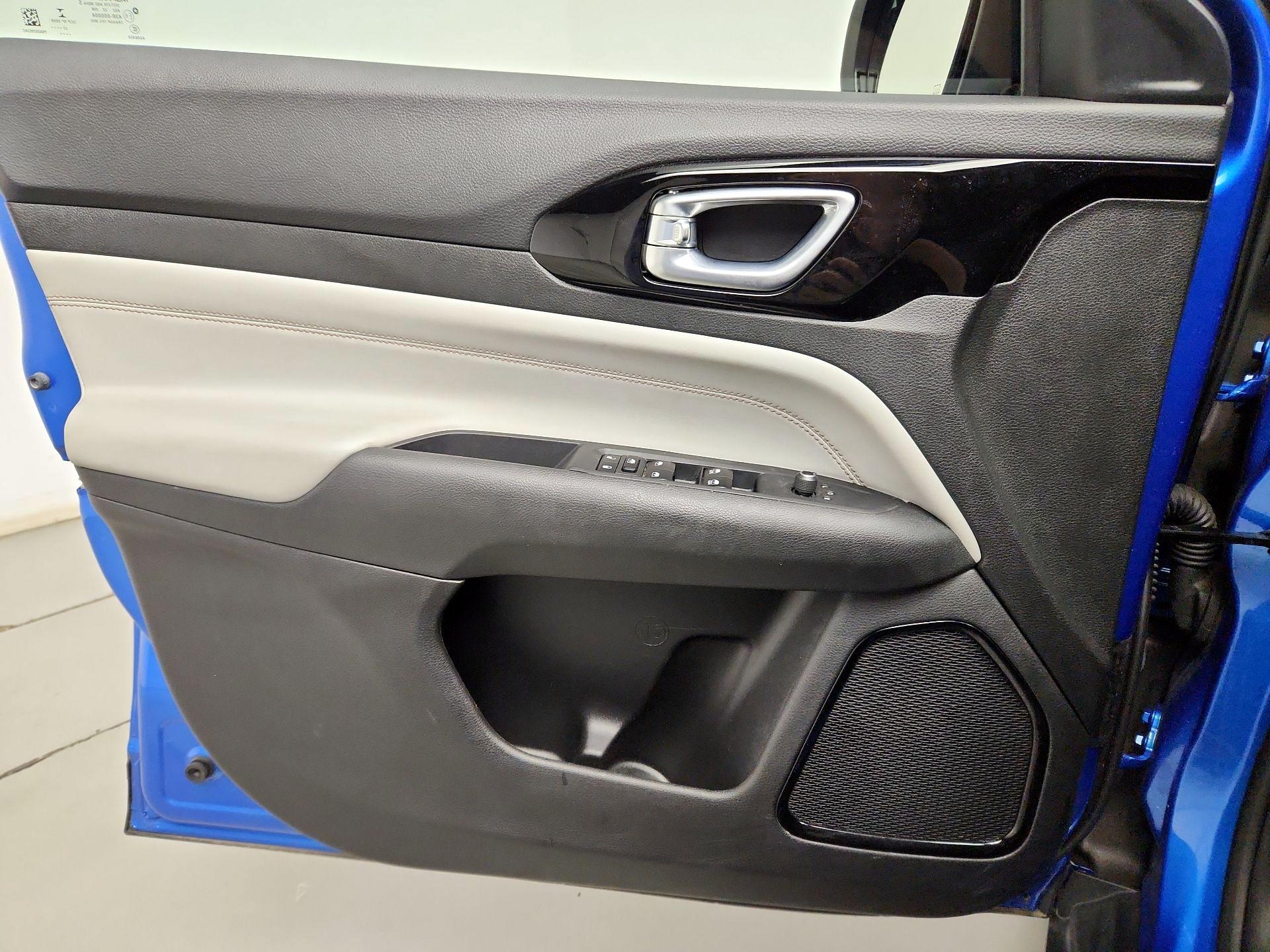Thumbnail: 2022 Jeep Compass - 12