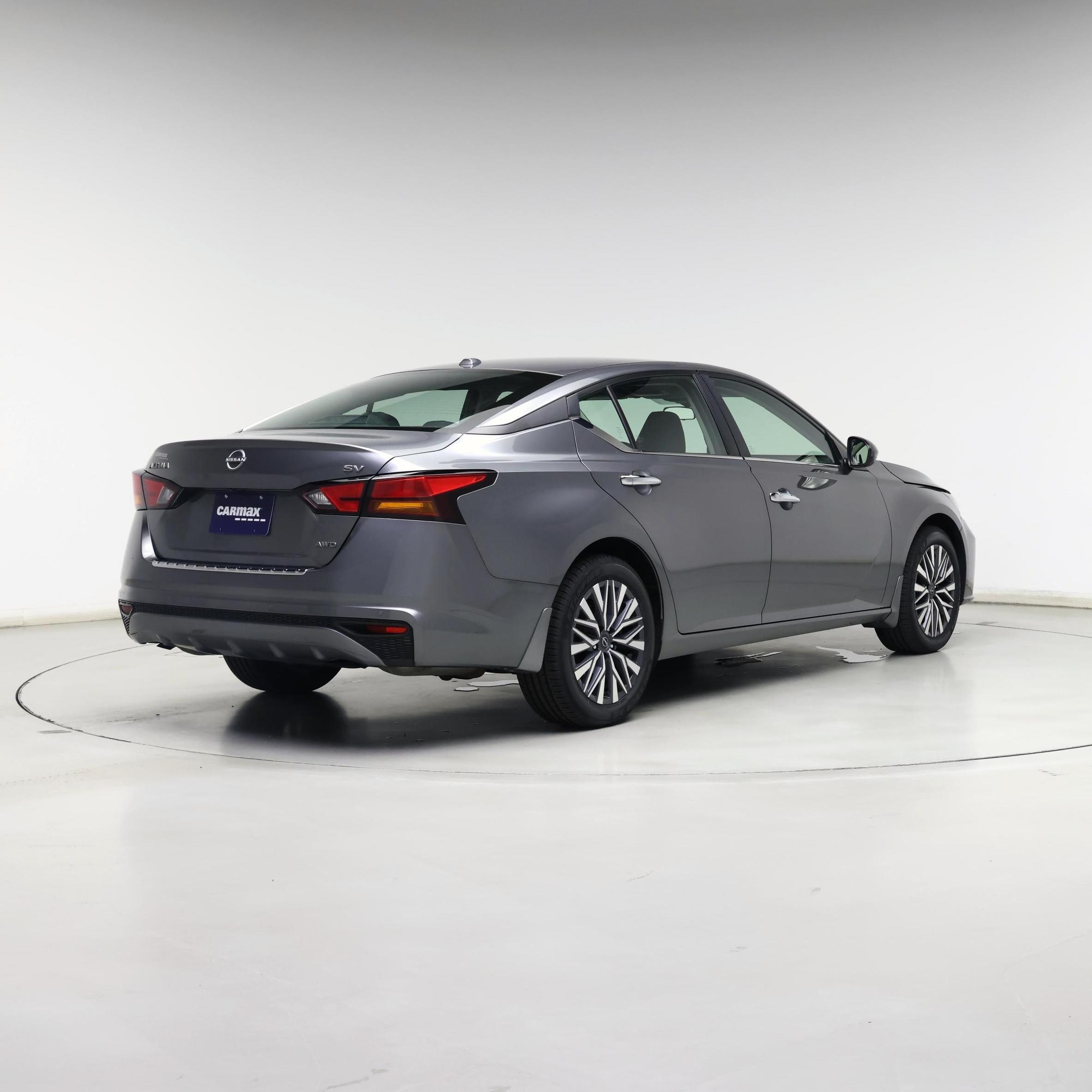 Thumbnail: 2023 Nissan Altima - 8