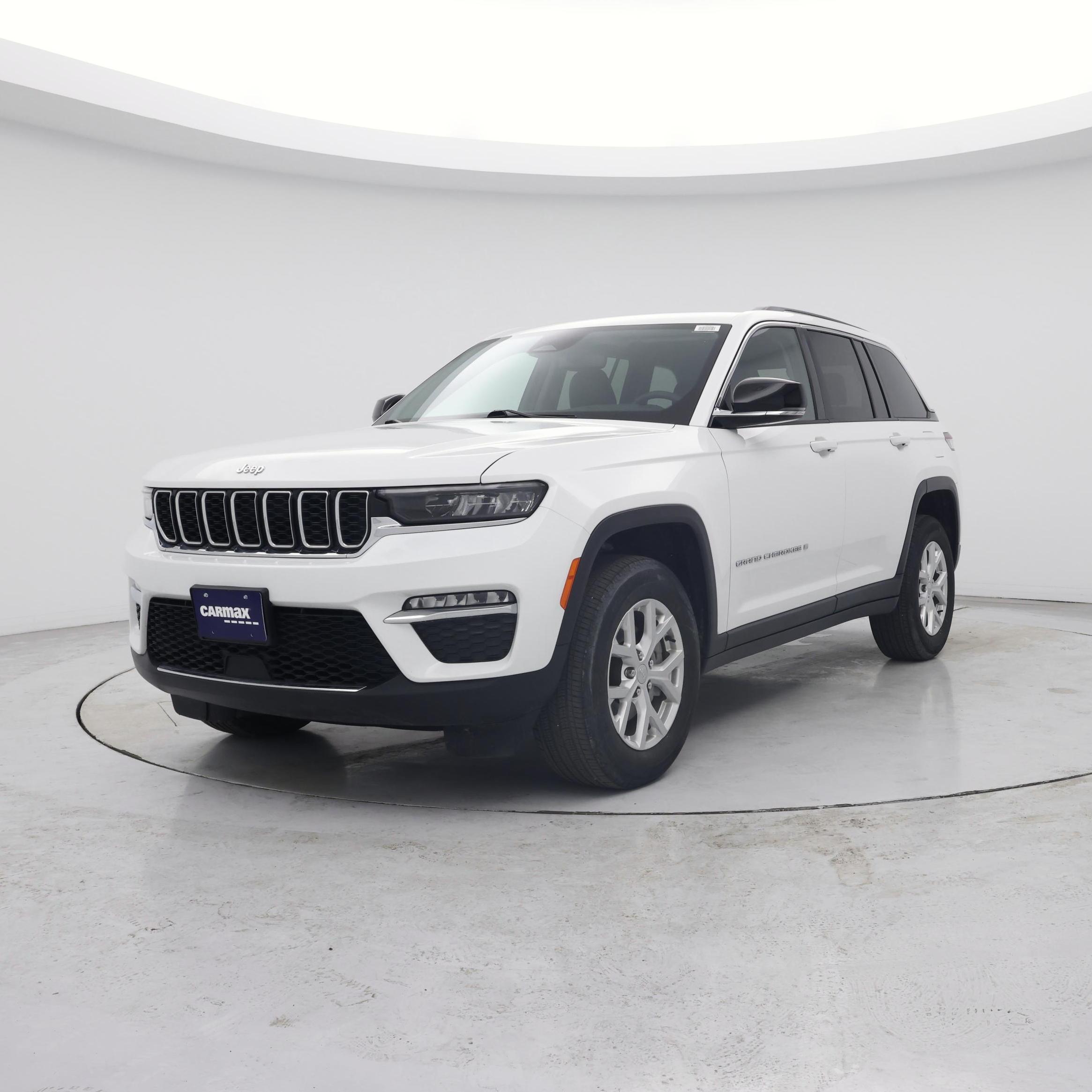 Thumbnail: 2023 Jeep Grand Cherokee - 4