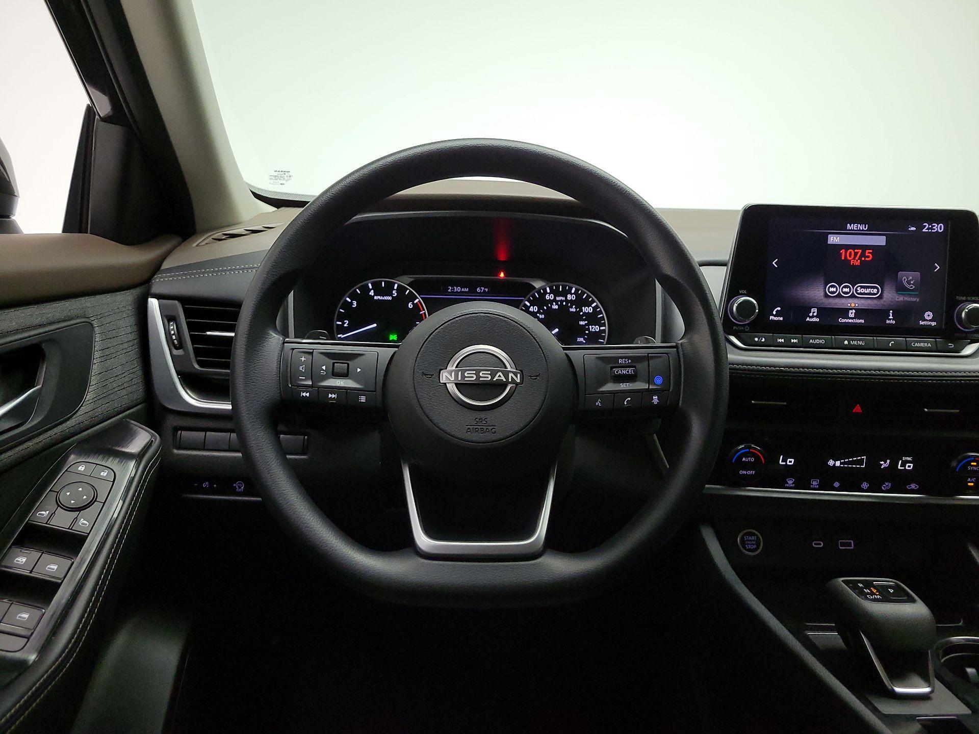 Thumbnail: 2023 Nissan Rogue - 10