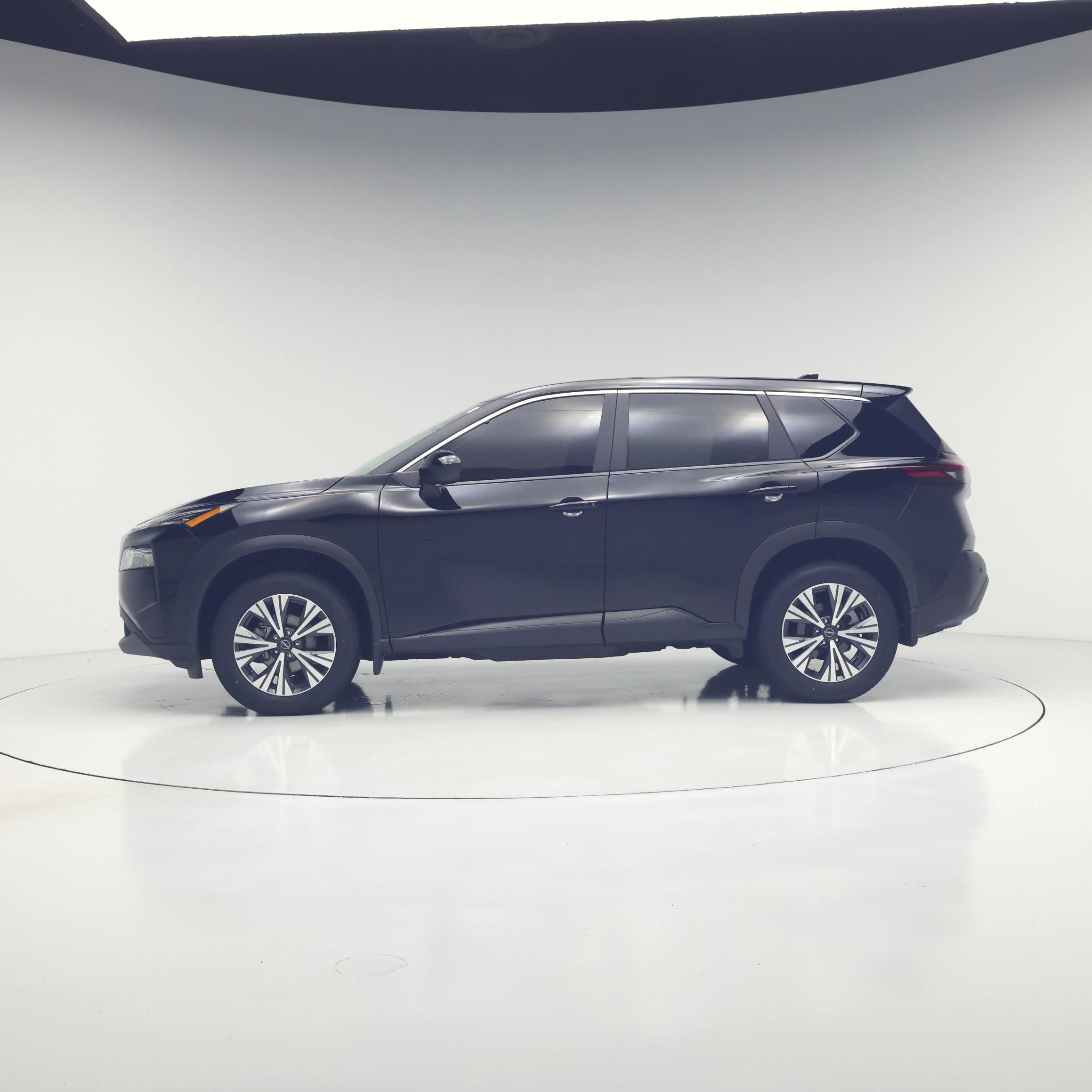 Thumbnail: 2023 Nissan Rogue - 3