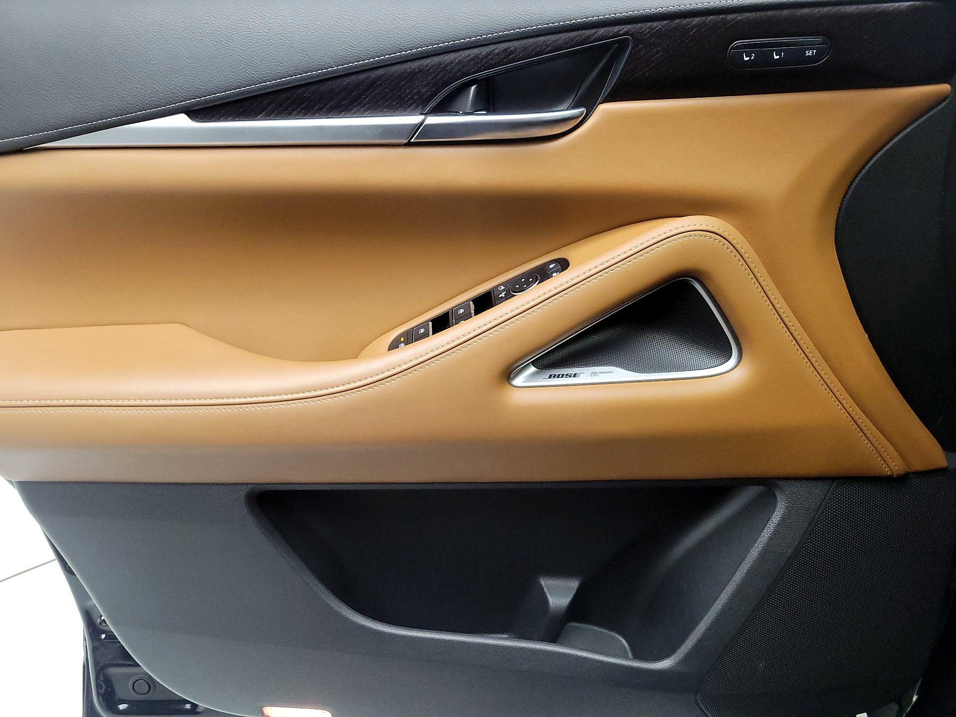 Thumbnail: 2023 INFINITI QX60 - 12