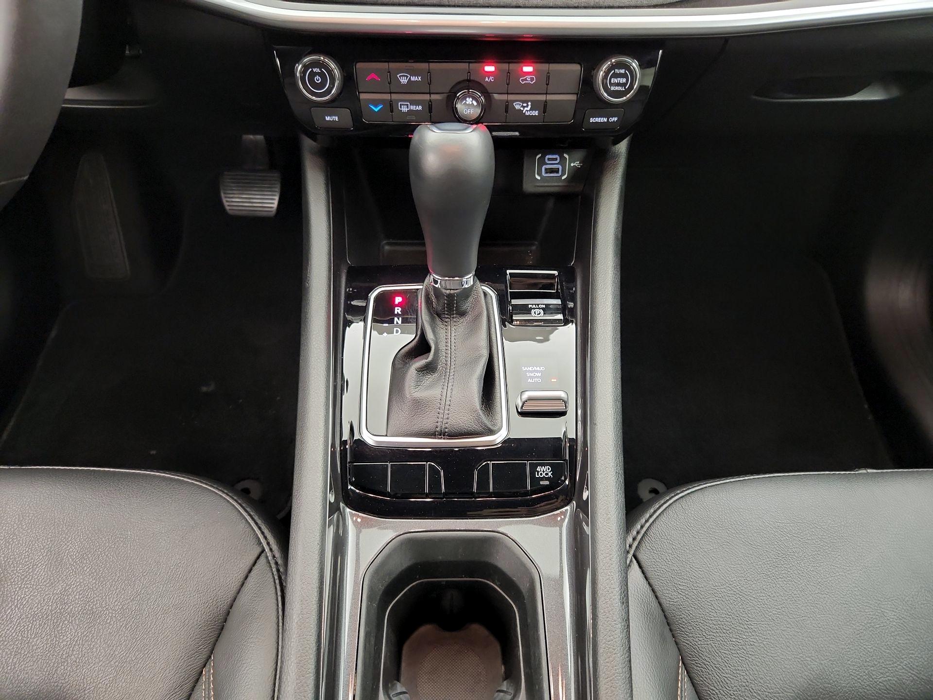 Thumbnail: 2023 Jeep Compass - 17
