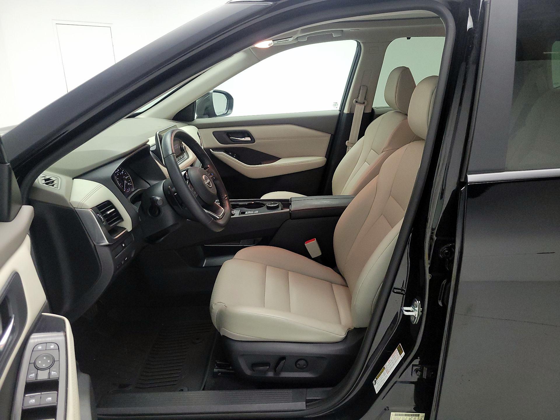 Thumbnail: 2023 Nissan Rogue - 11