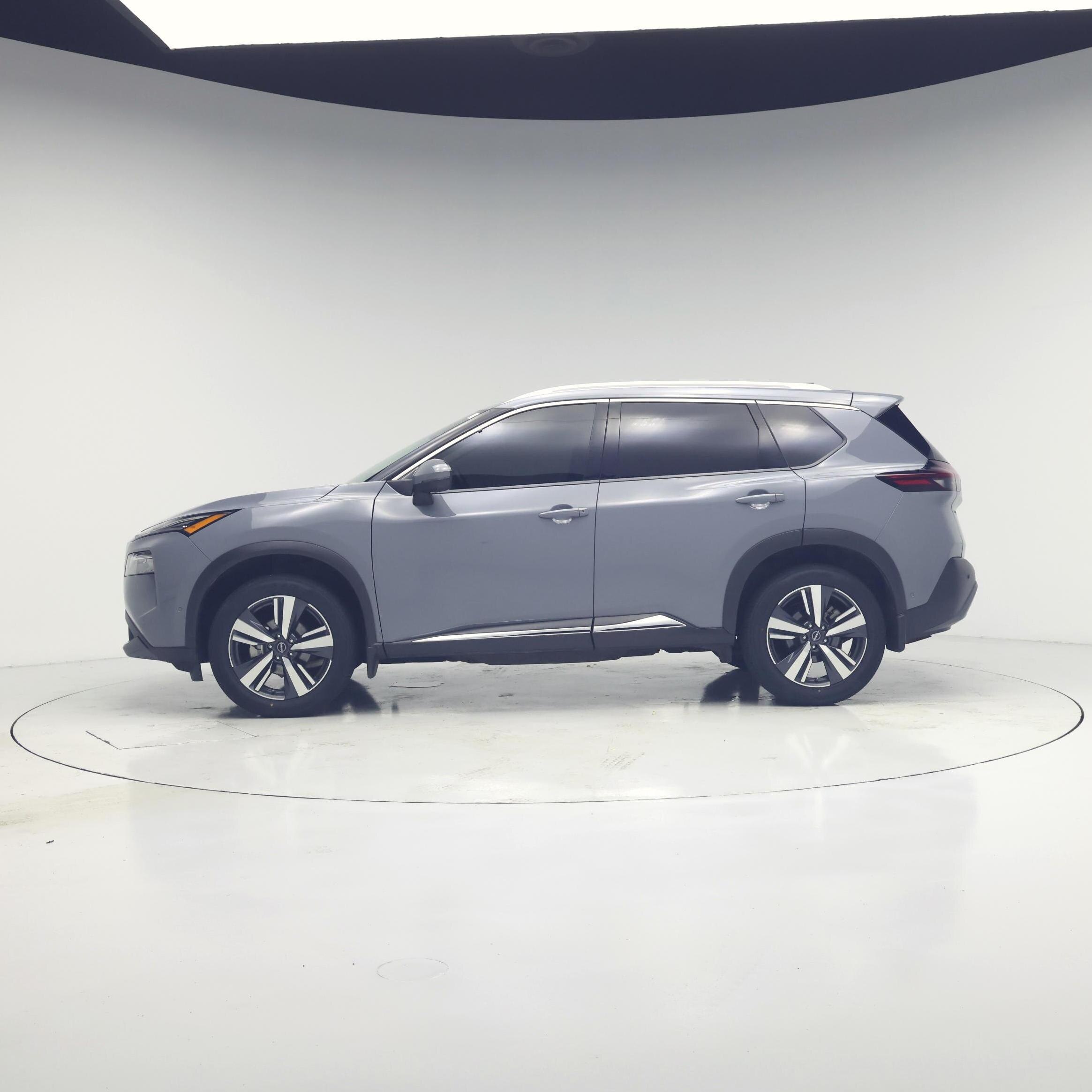Thumbnail: 2023 Nissan Rogue - 3