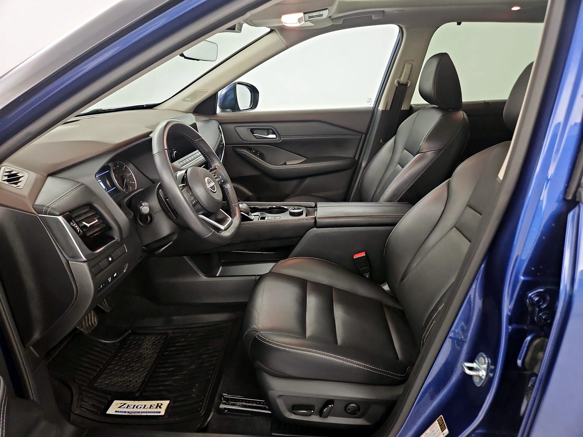 Thumbnail: 2023 Nissan Rogue - 9