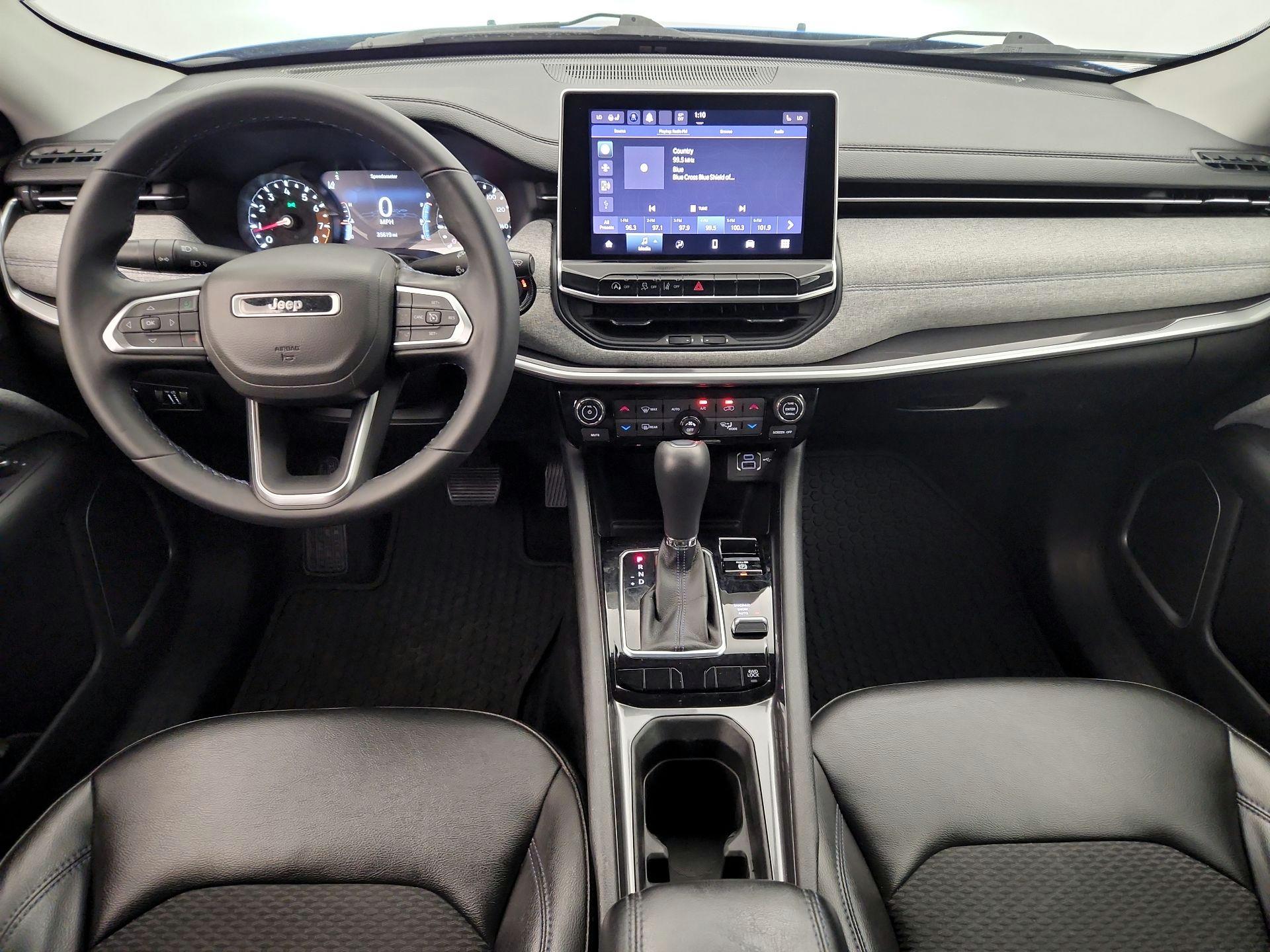 Thumbnail: 2022 Jeep Compass - 9