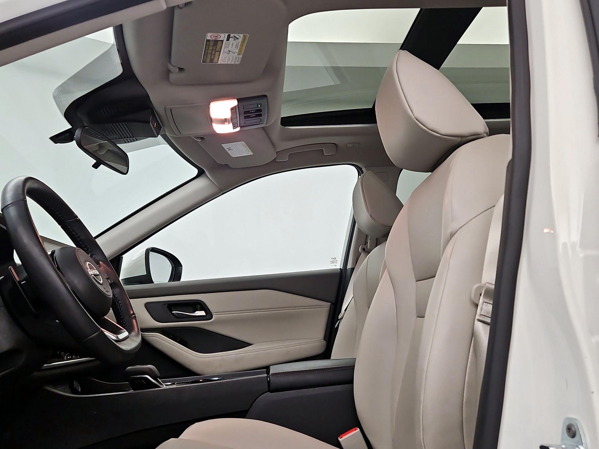 Thumbnail: 2023 Nissan Rogue - 17
