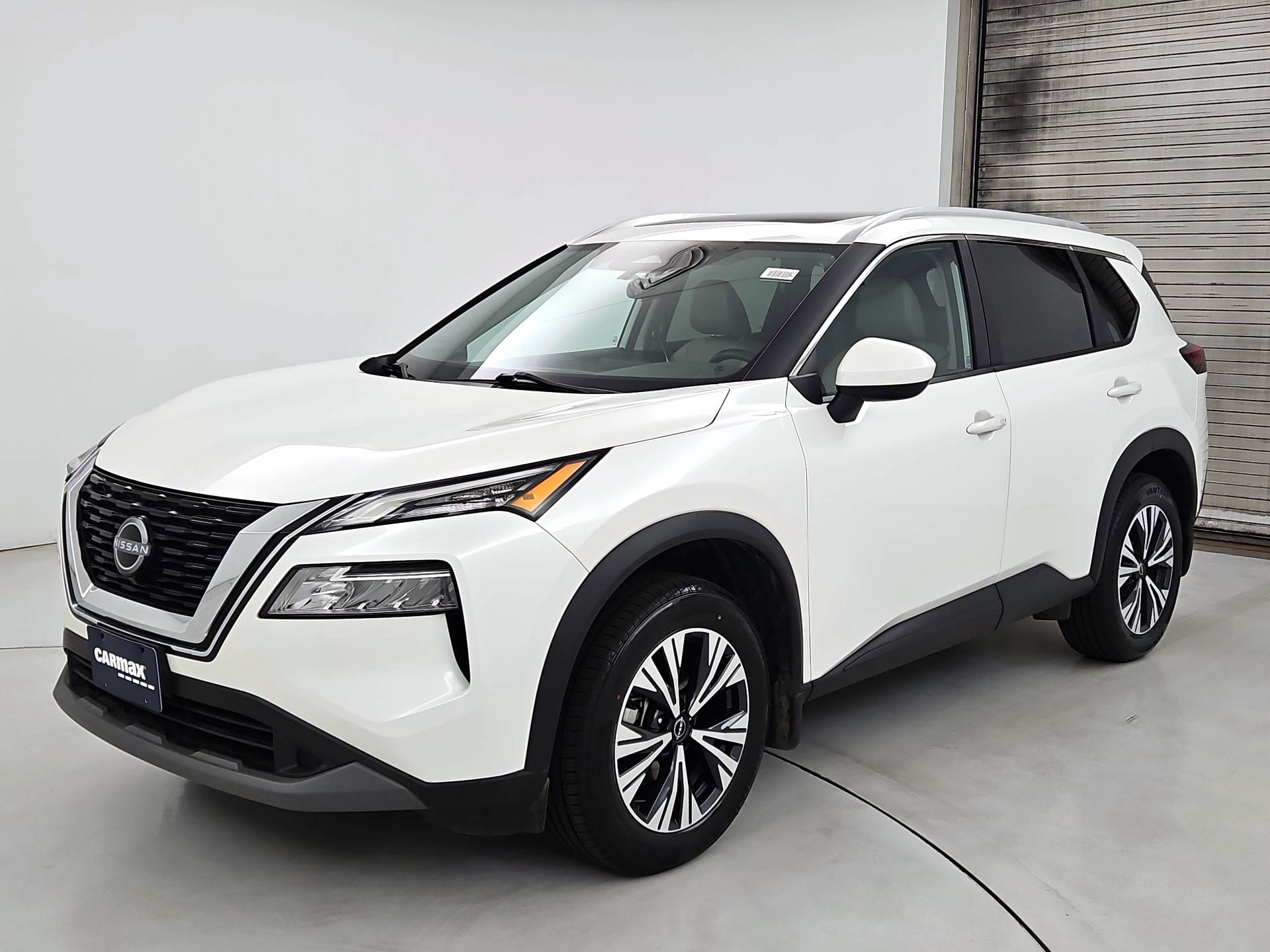Thumbnail: 2023 Nissan Rogue - 3