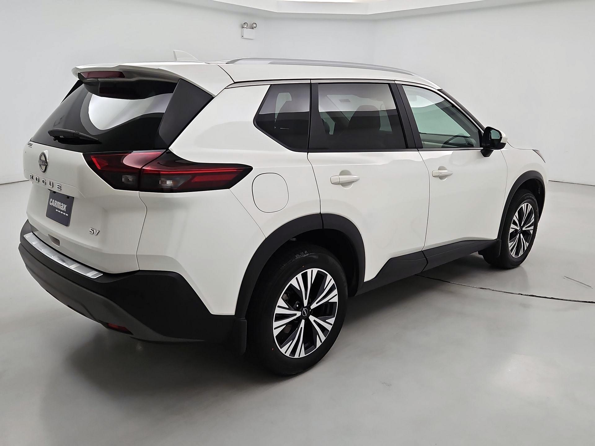 Thumbnail: 2023 Nissan Rogue - 5