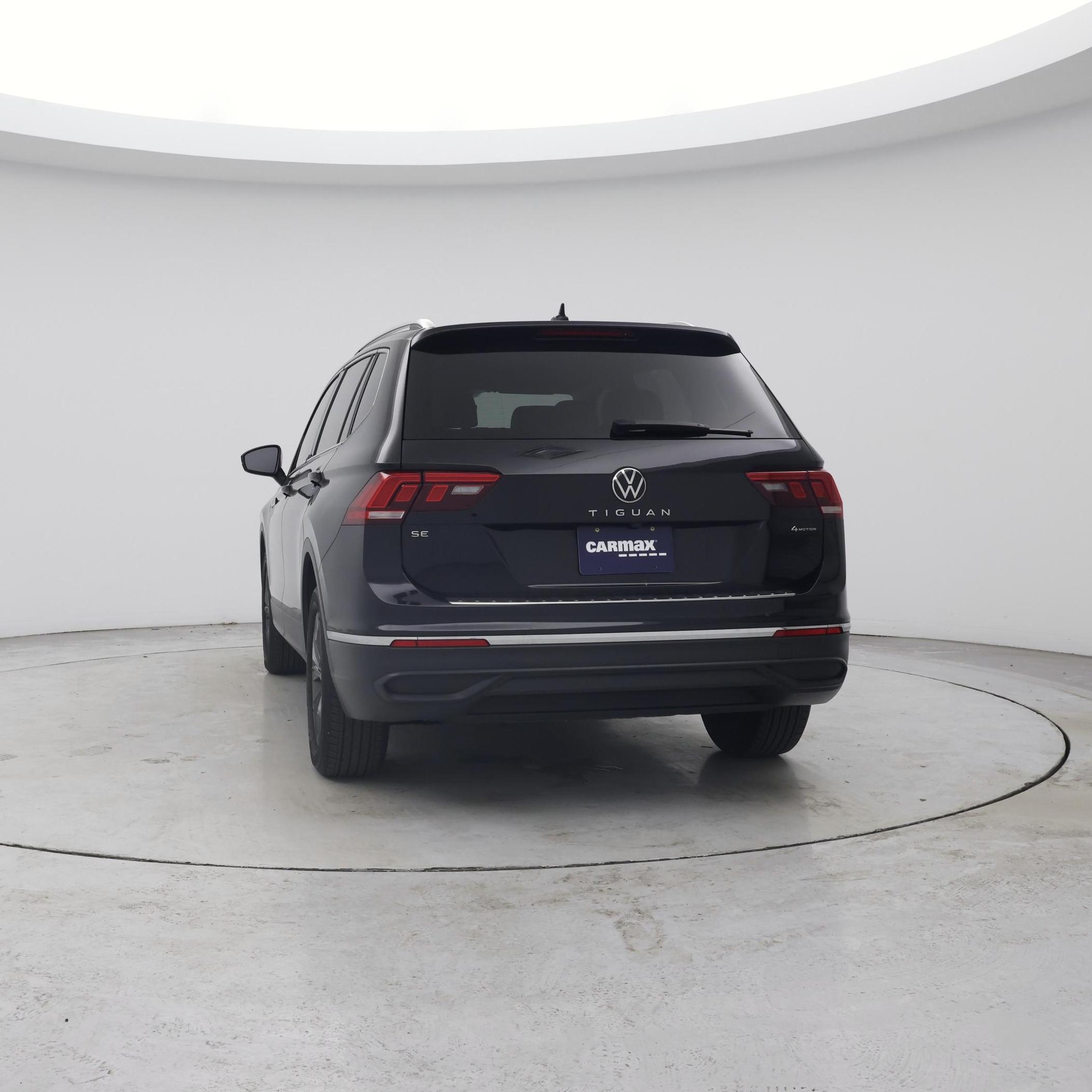 Thumbnail: 2022 Volkswagen Tiguan - 6