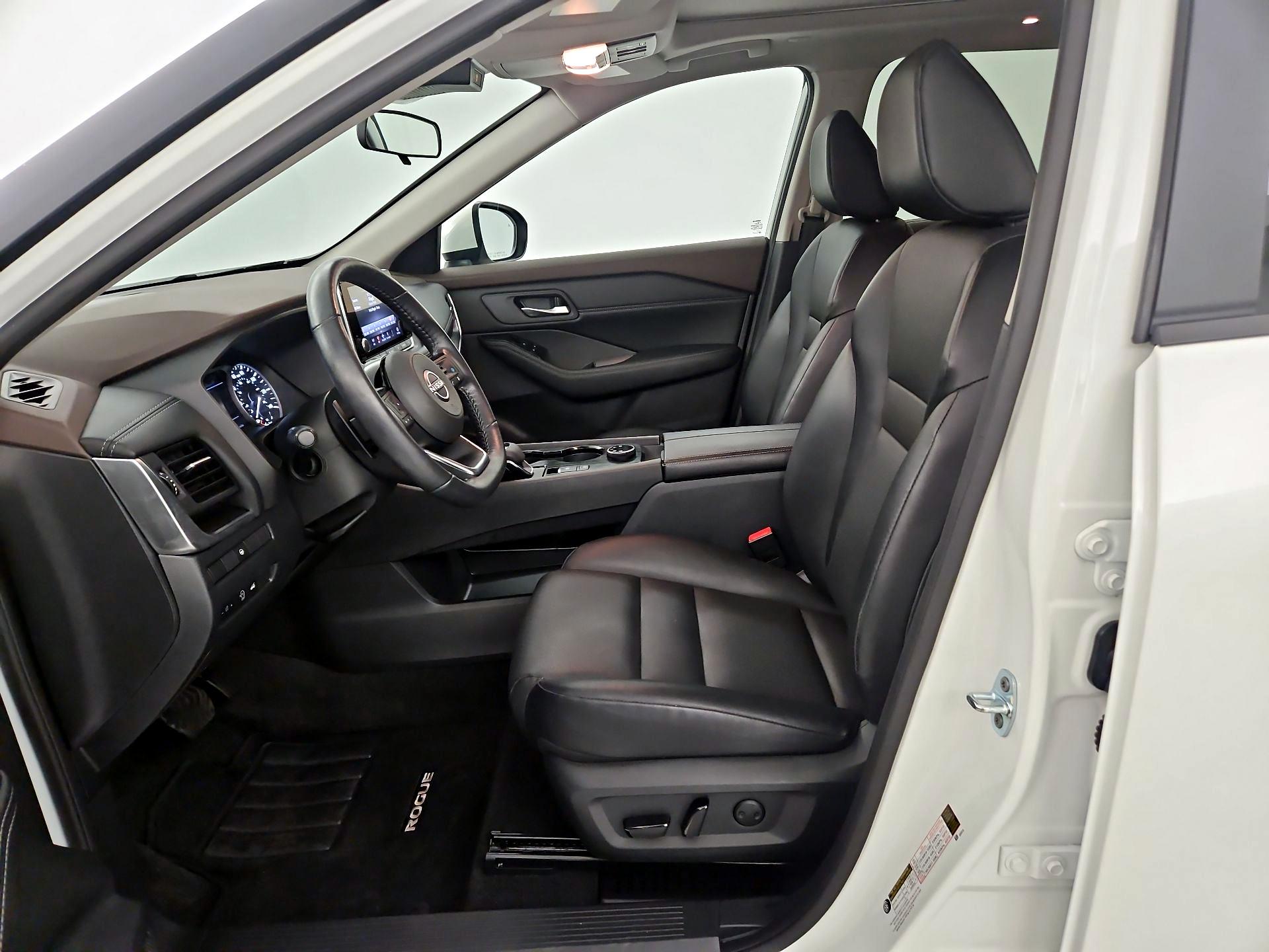 Thumbnail: 2023 Nissan Rogue - 9