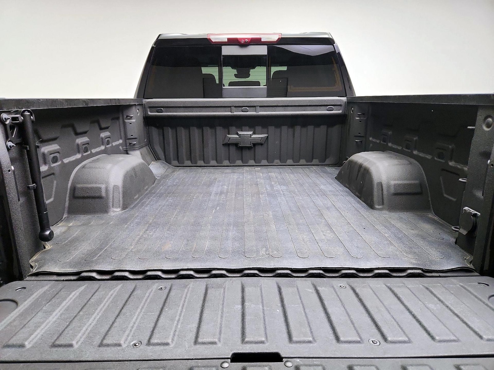 2025 Chevrolet Silverado 1500 LTZ - Photo 22