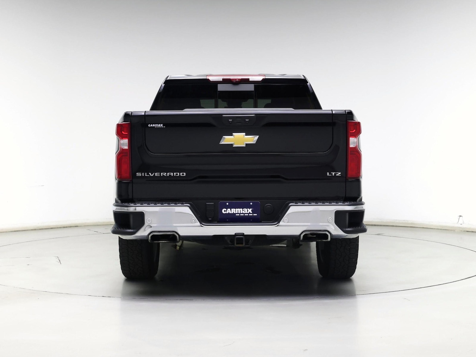 2025 Chevrolet Silverado 1500 LTZ - Photo 7