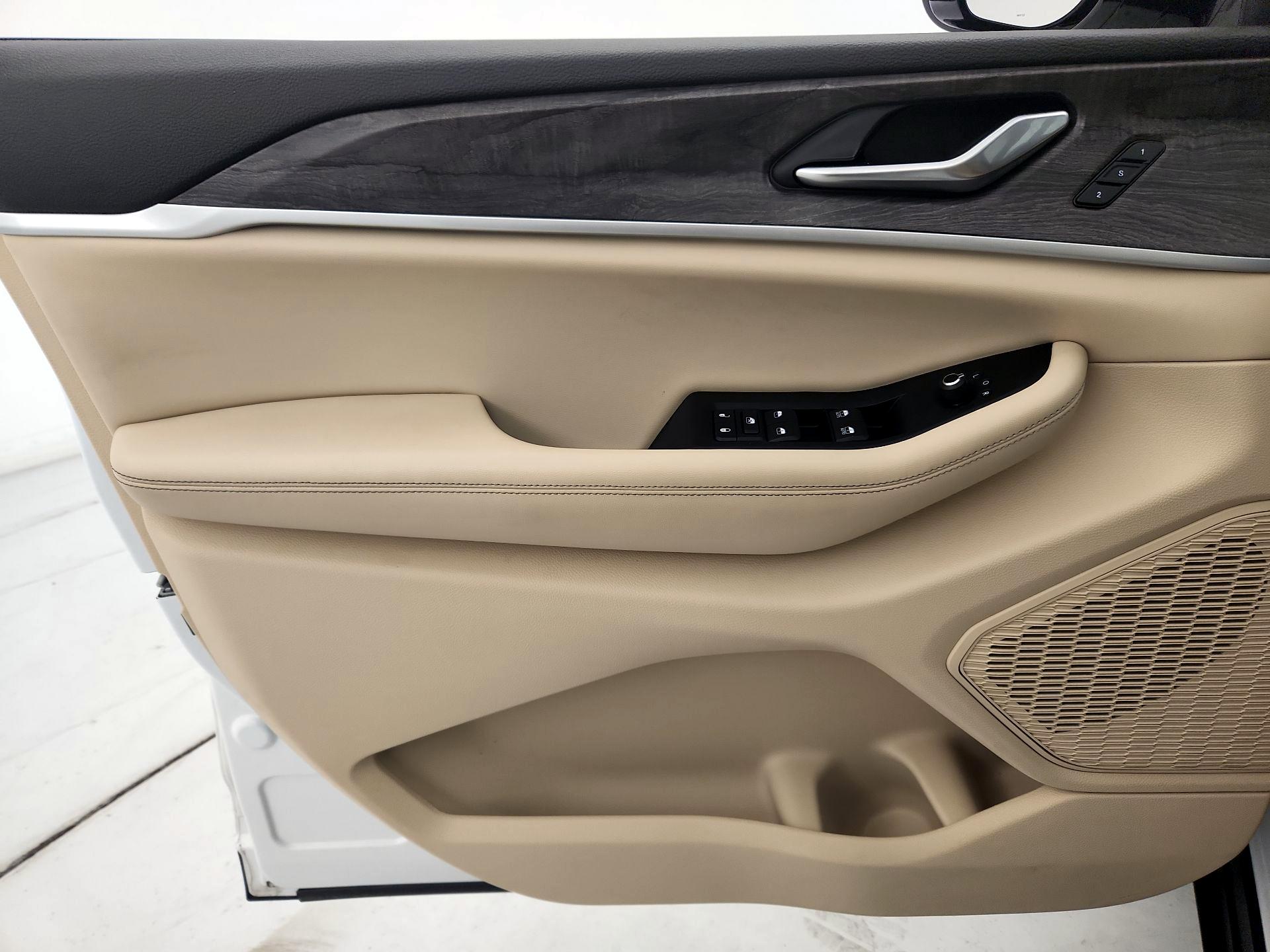 Thumbnail: 2023 Jeep Grand Cherokee L - 12