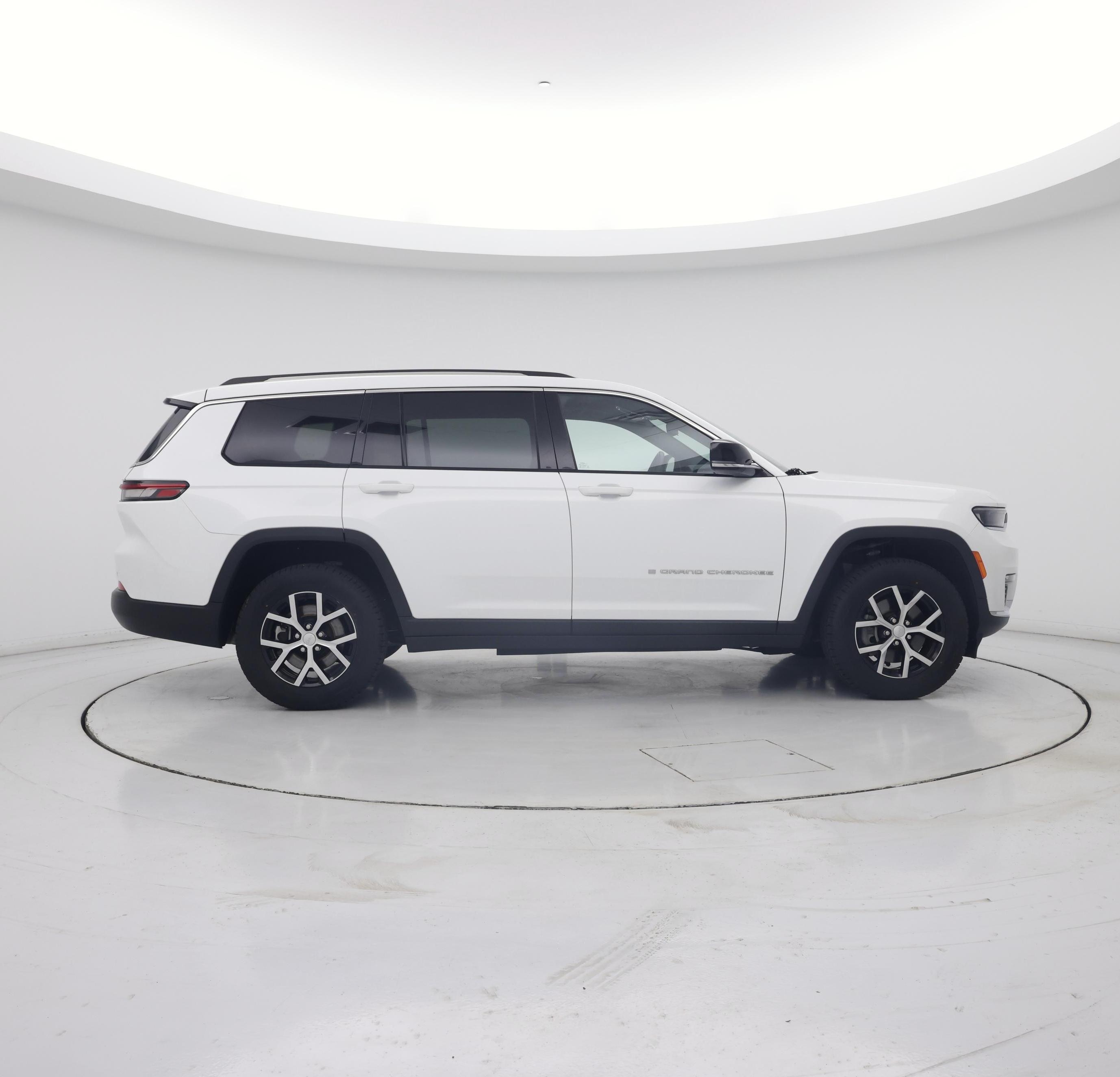 Thumbnail: 2023 Jeep Grand Cherokee L - 7