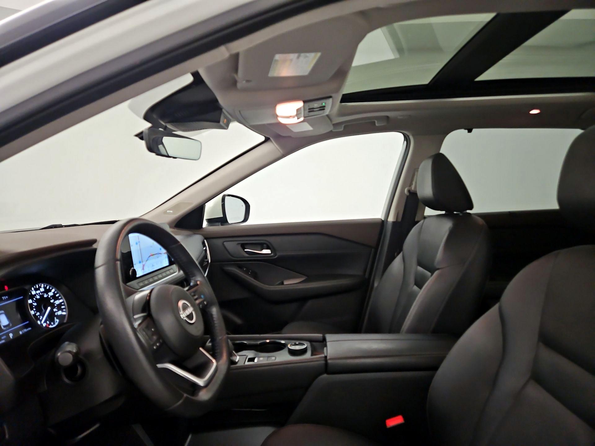 Thumbnail: 2023 Nissan Rogue - 18