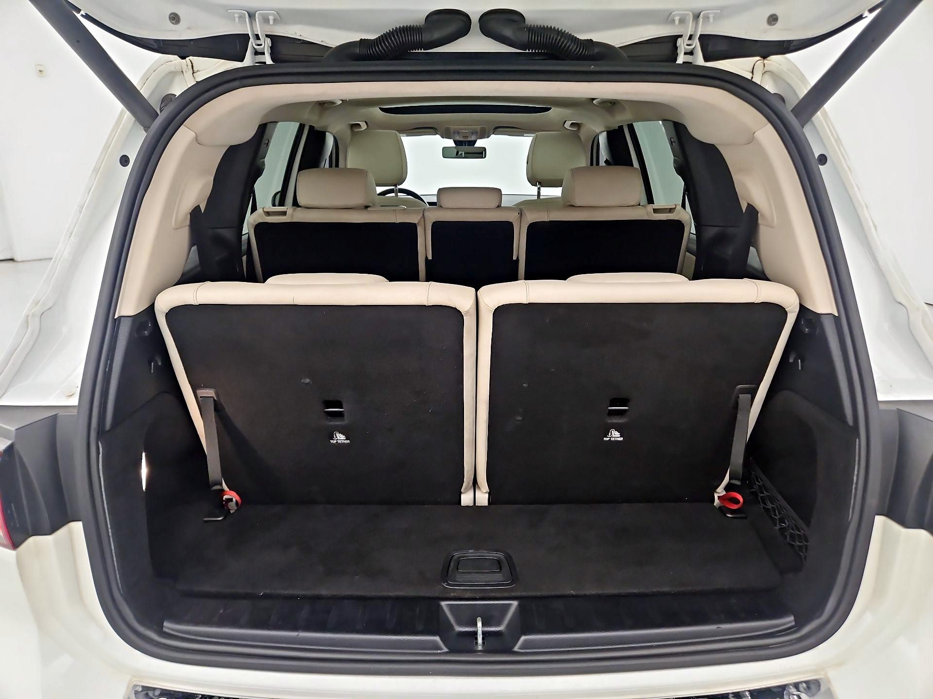Thumbnail: 2022 Mercedes-Benz GLB - 20