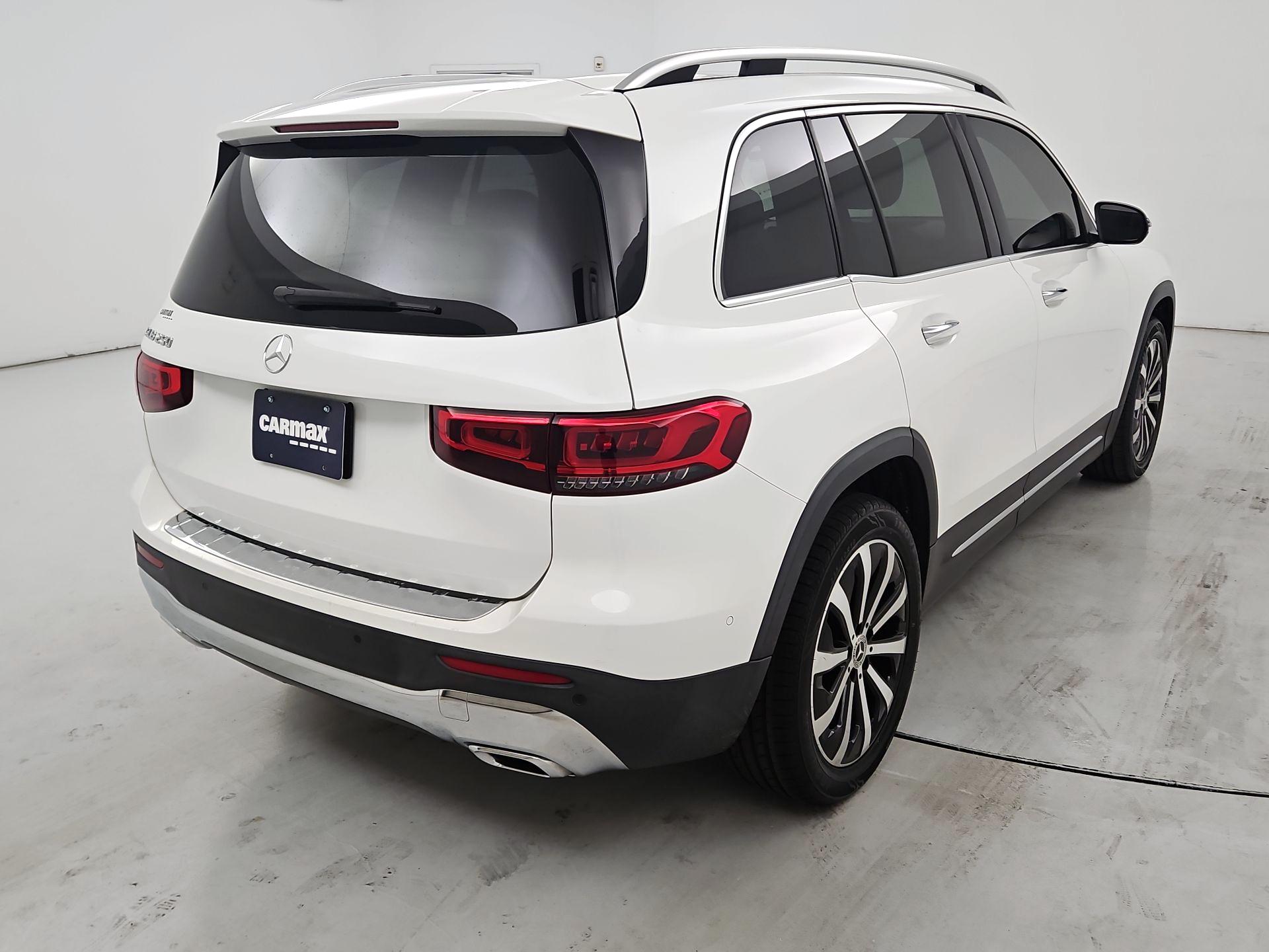 Thumbnail: 2022 Mercedes-Benz GLB - 5
