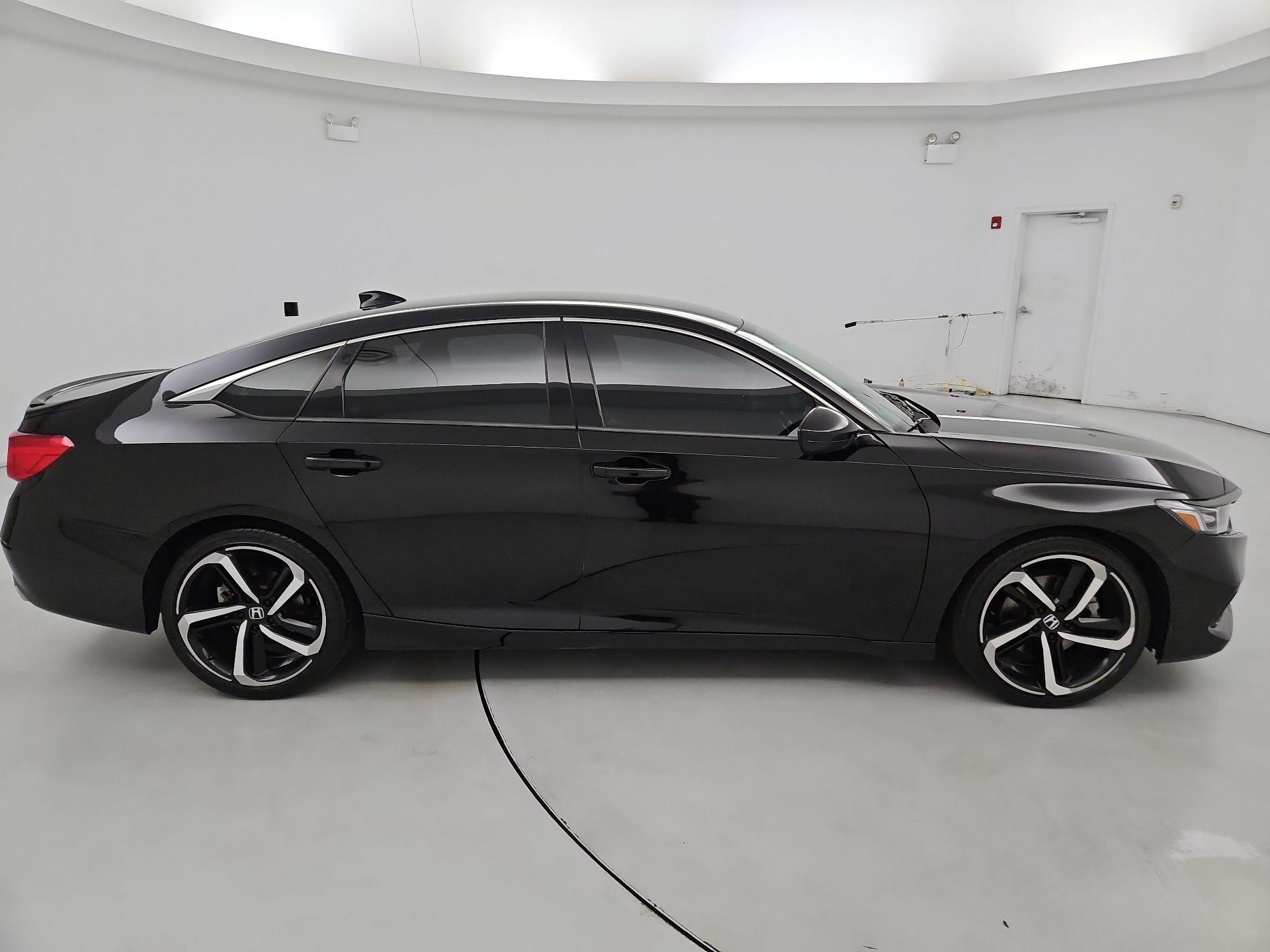 Thumbnail: 2022 Honda Accord - 4