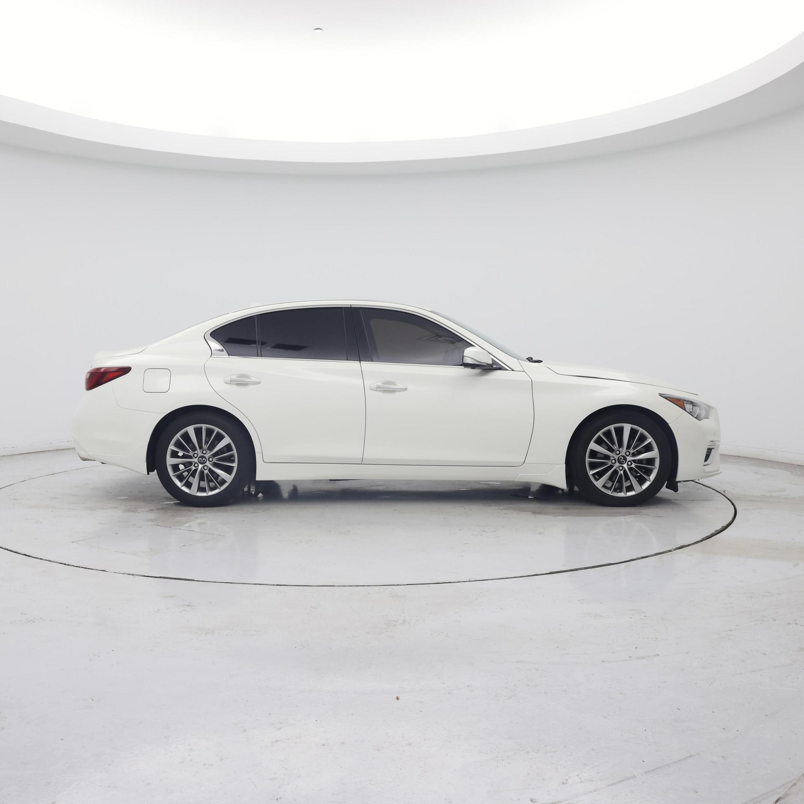 Thumbnail: 2023 INFINITI Q50 - 7
