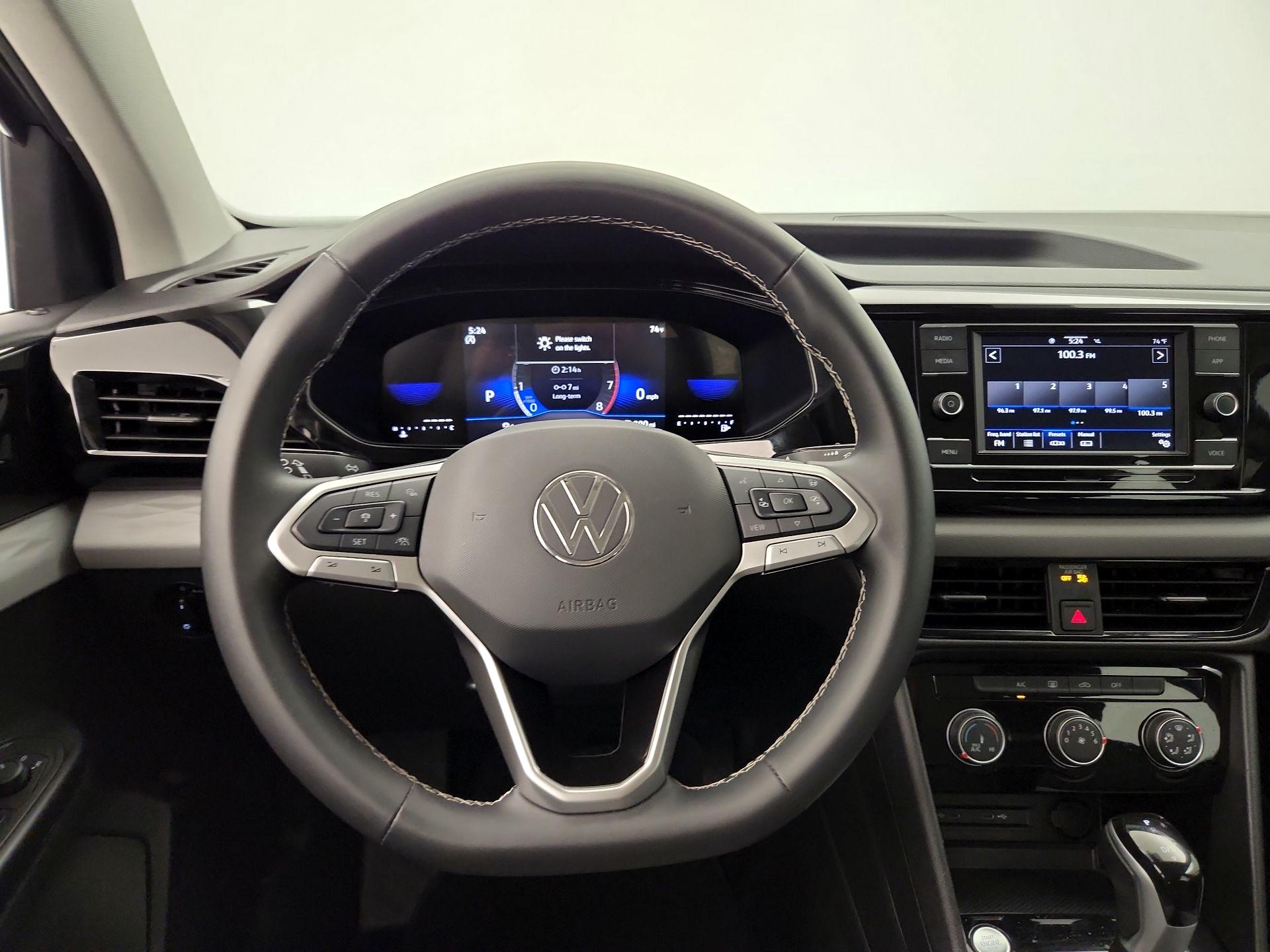 Thumbnail: 2024 Volkswagen Taos - 10
