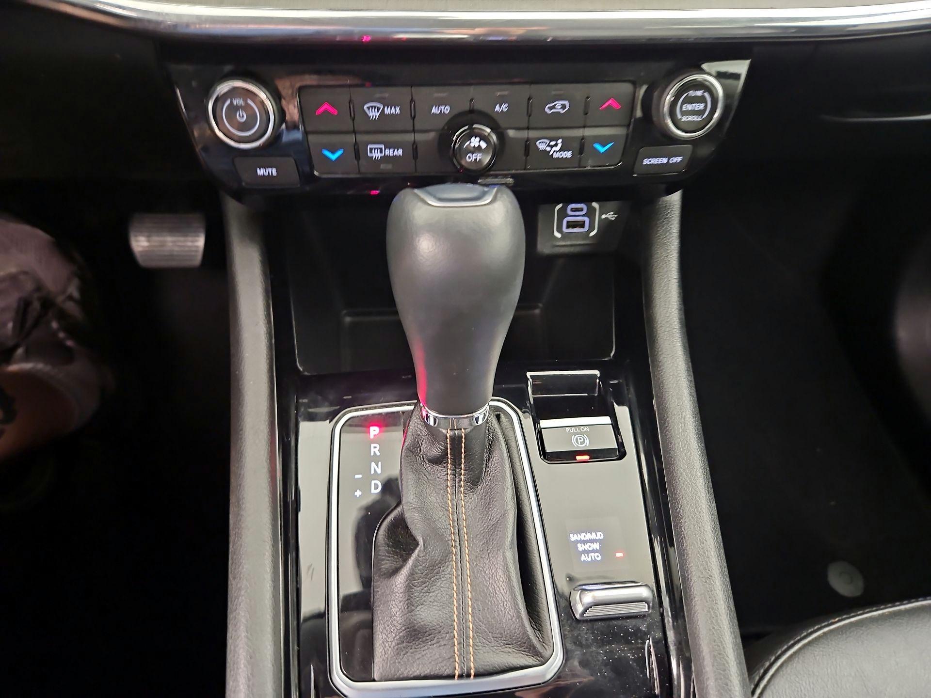 Thumbnail: 2022 Jeep Compass - 17