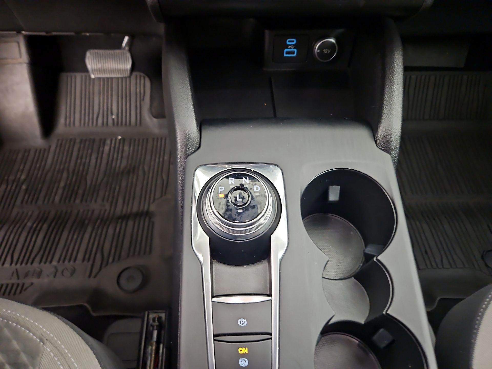 Thumbnail: 2020 Ford Escape - 17