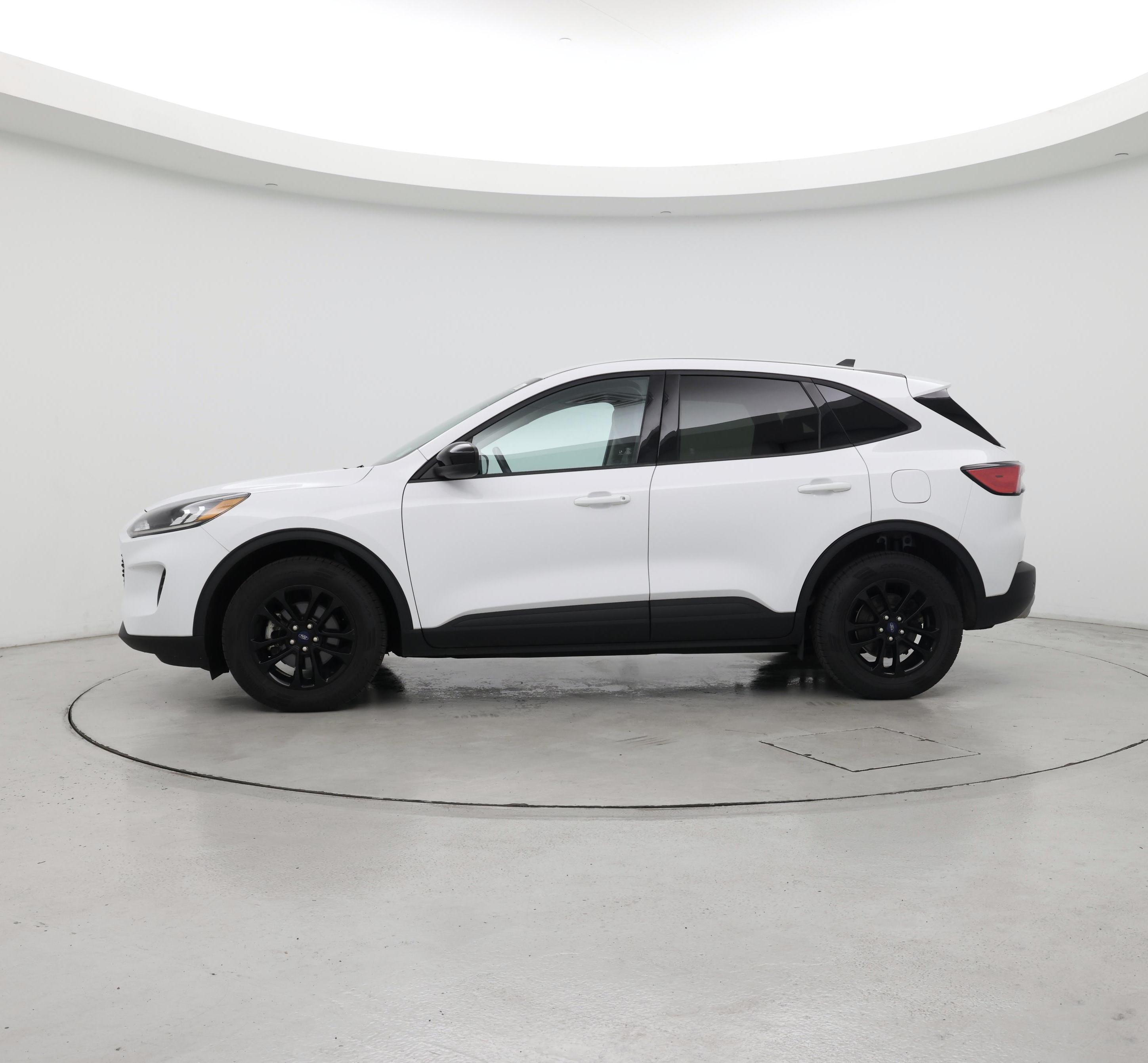 Thumbnail: 2020 Ford Escape - 3