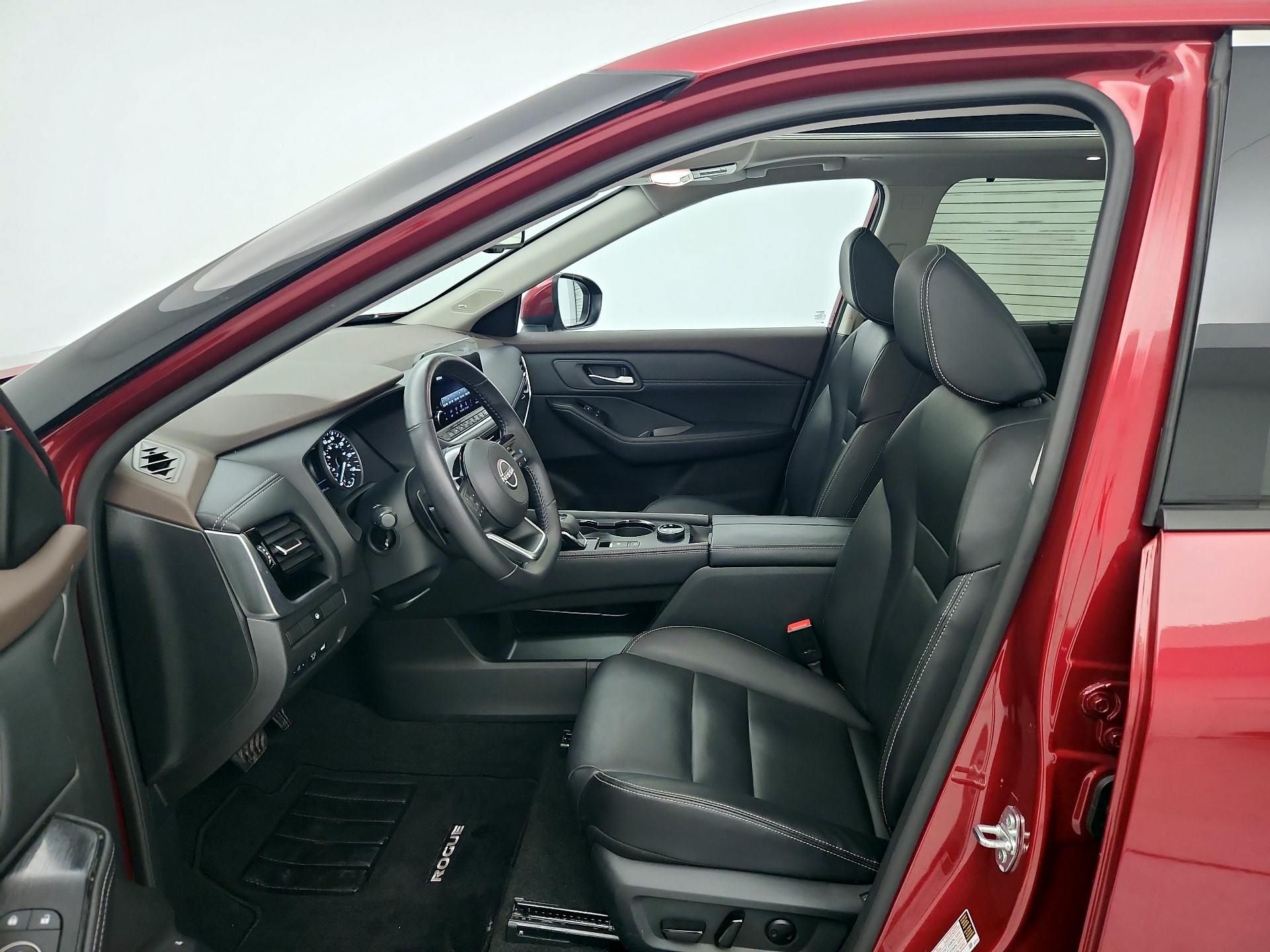 Thumbnail: 2023 Nissan Rogue - 11
