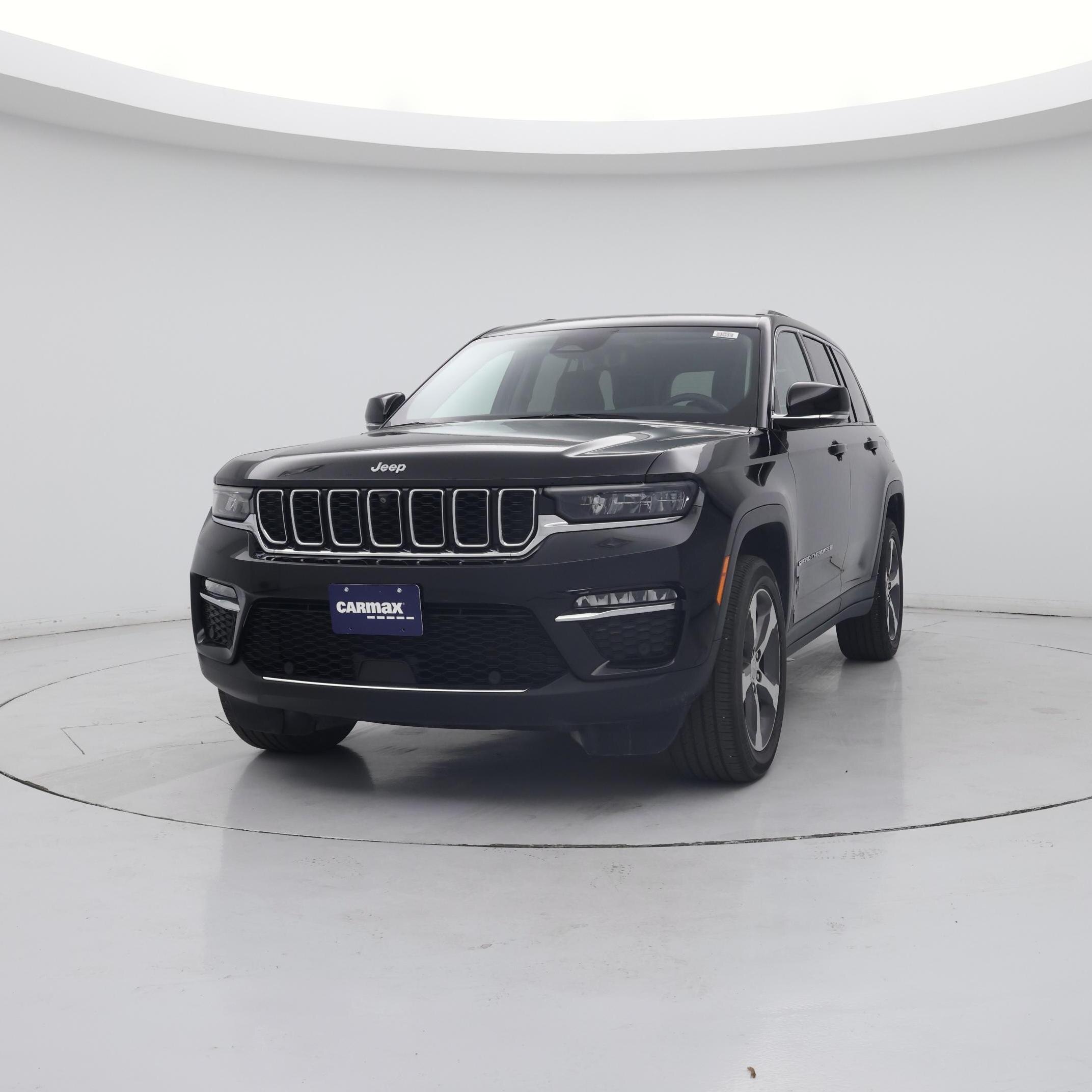 Thumbnail: 2023 Jeep Grand Cherokee - 4